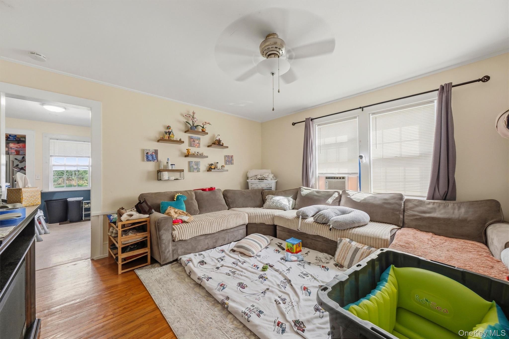 17 Carroll Street – For Sale photo 7