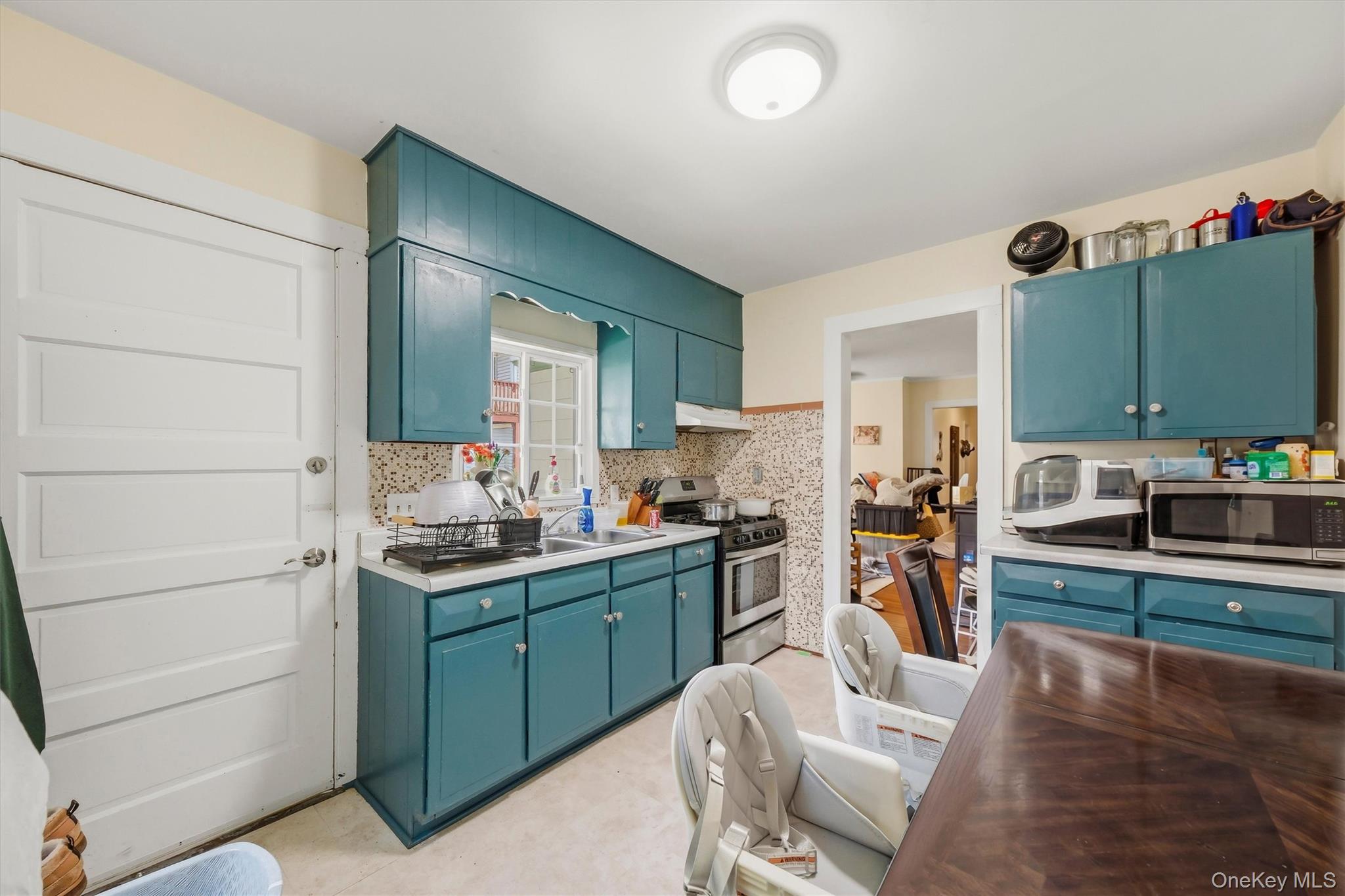 17 Carroll Street – For Sale photo 6