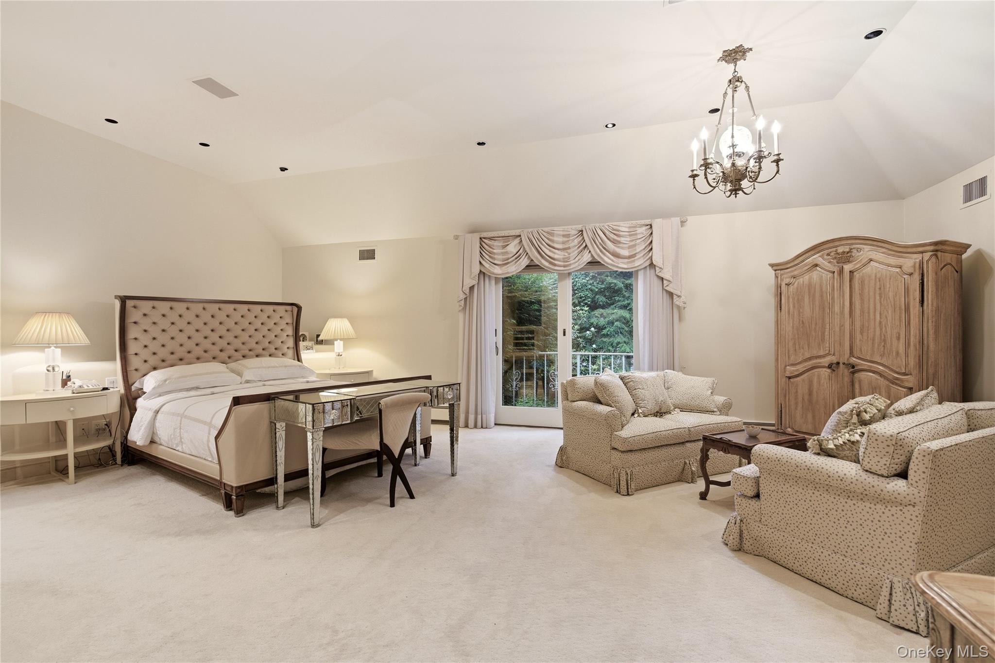 5 Victorian Lane – For Sale photo 17