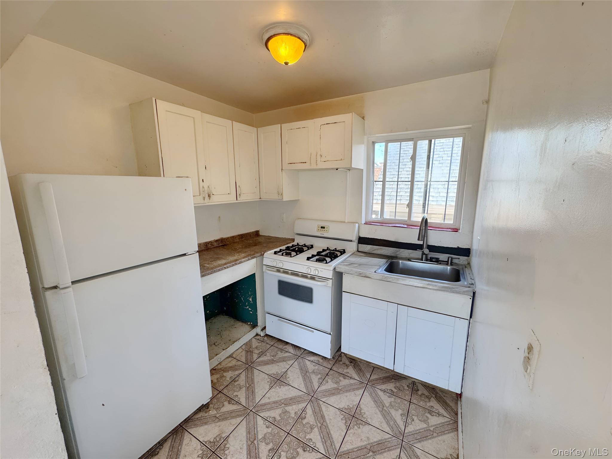 158-12 85th Avenue – For Sale photo 14
