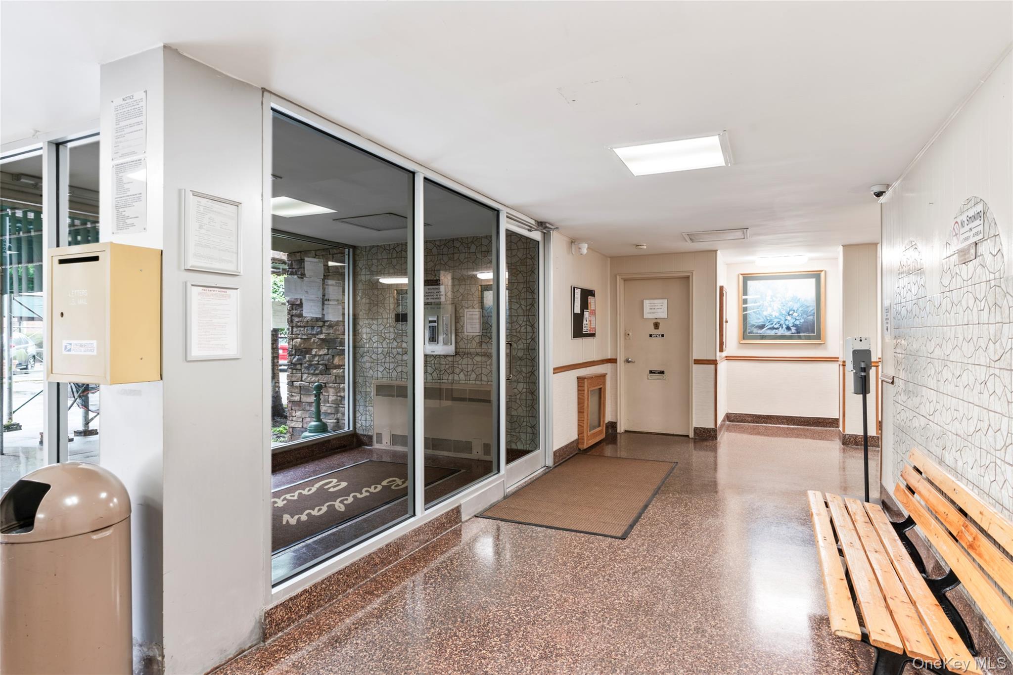88-12 151 Avenue, Unit 4B photo 4