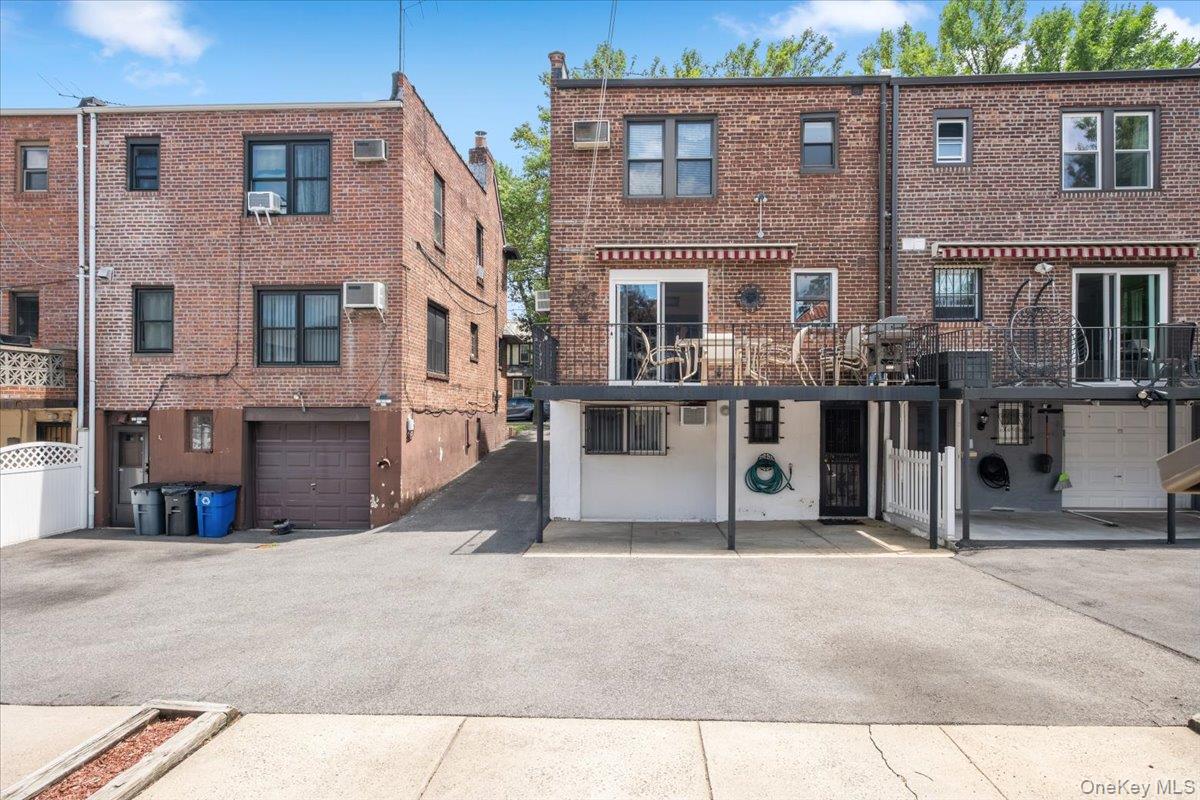 1241 Rhinelander Avenue – For Sale photo 36