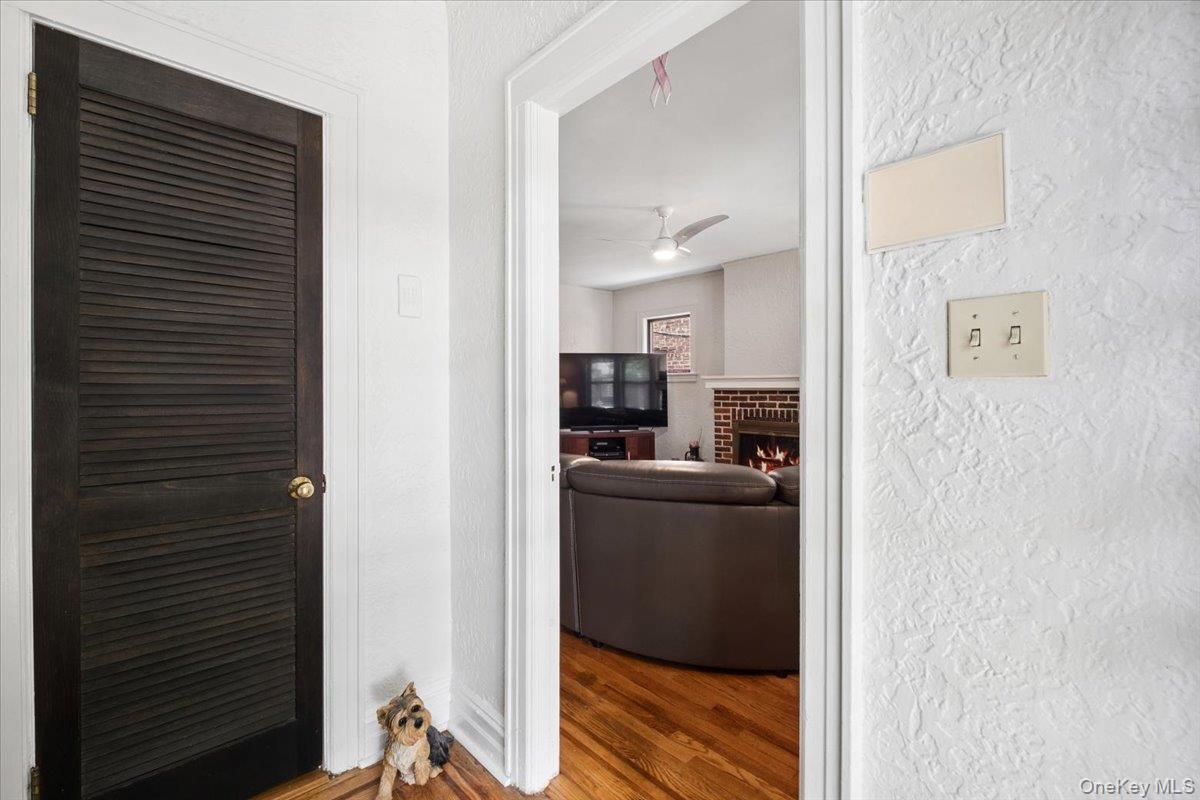 1241 Rhinelander Avenue – For Sale photo 14