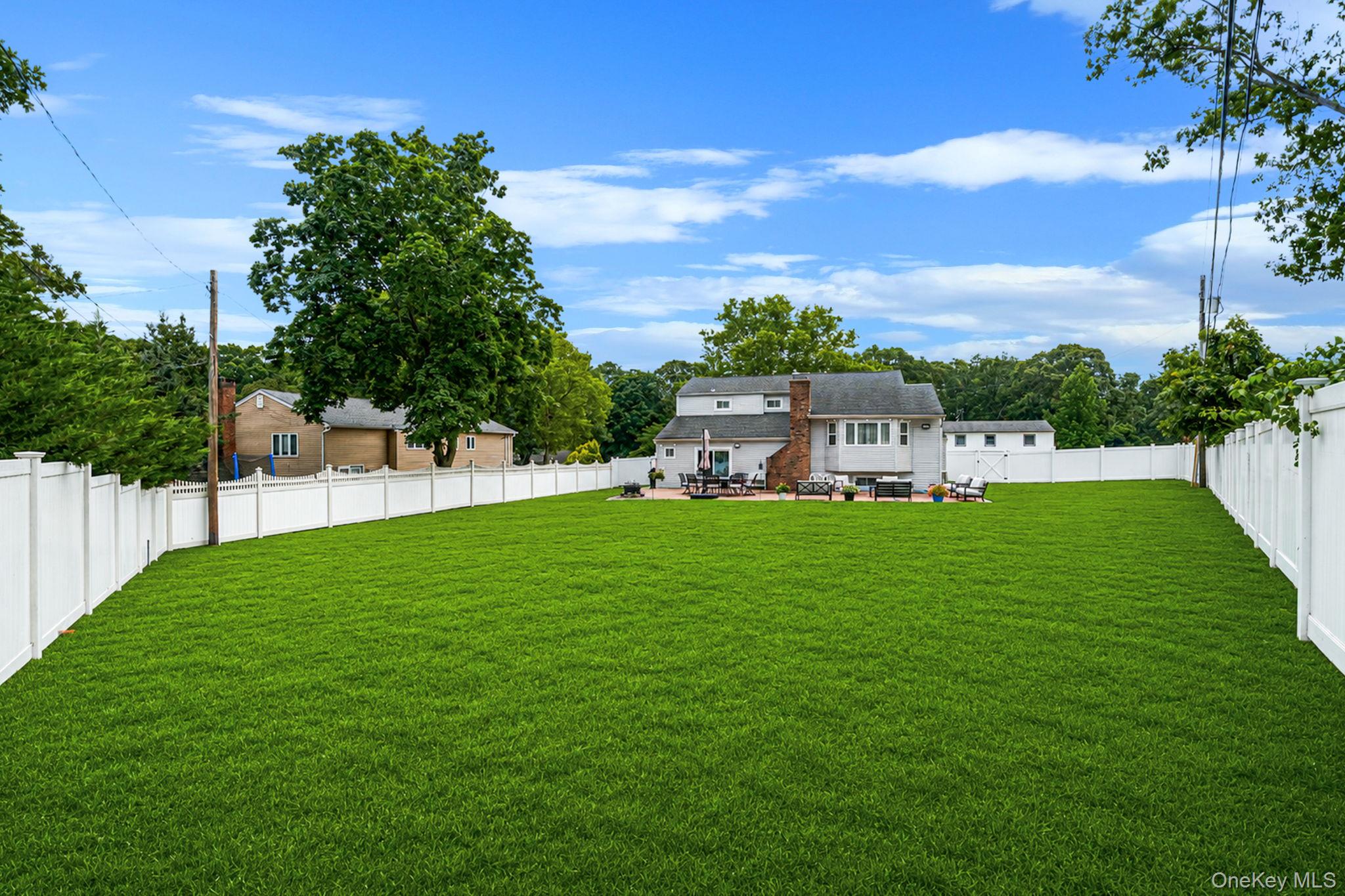 23 Essex Drive – For Sale photo 8