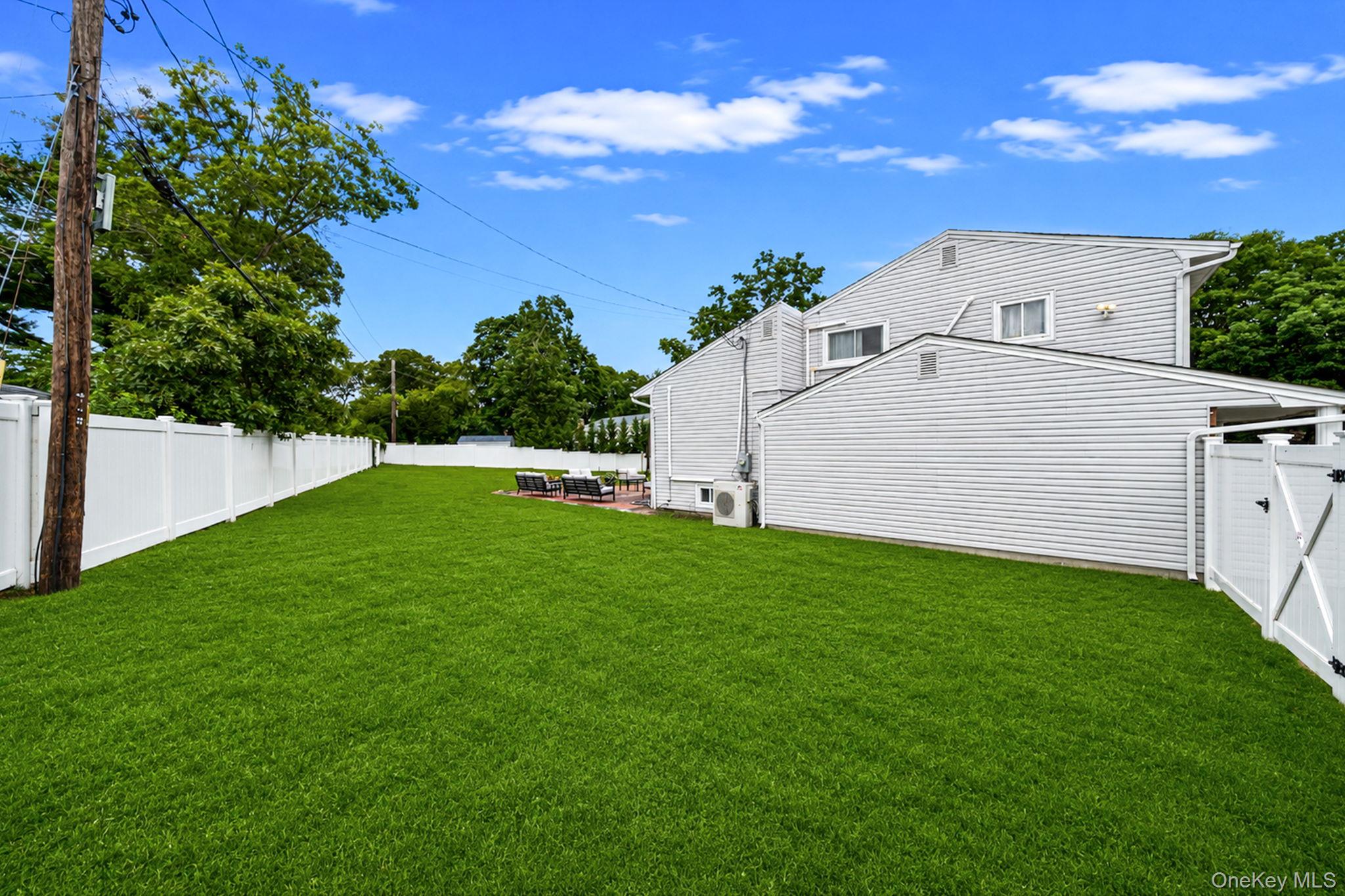 23 Essex Drive – For Sale photo 4