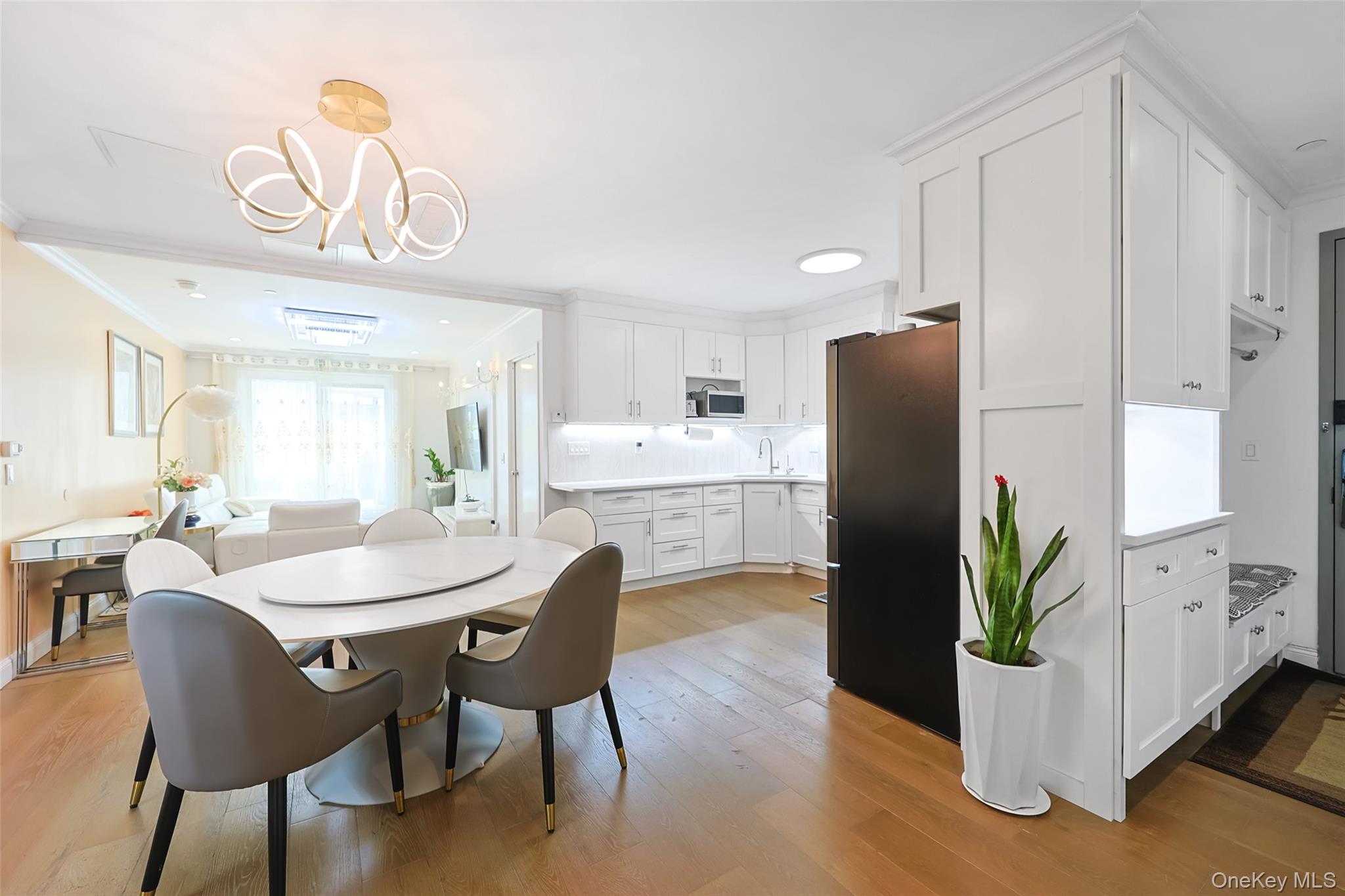 13620 Booth Memorial Avenue, Unit 2A photo 7