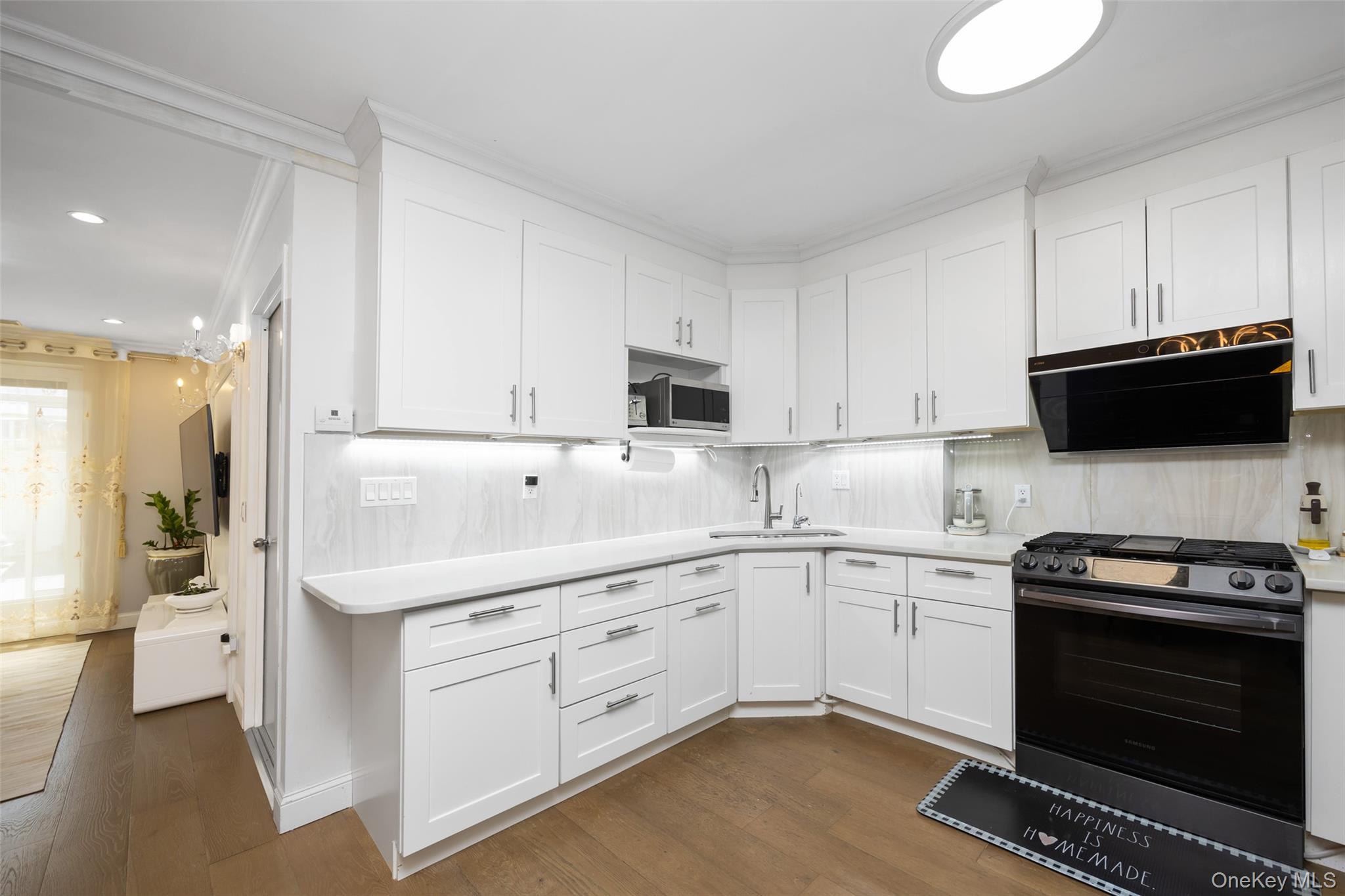 13620 Booth Memorial Avenue, Unit 2A photo 5