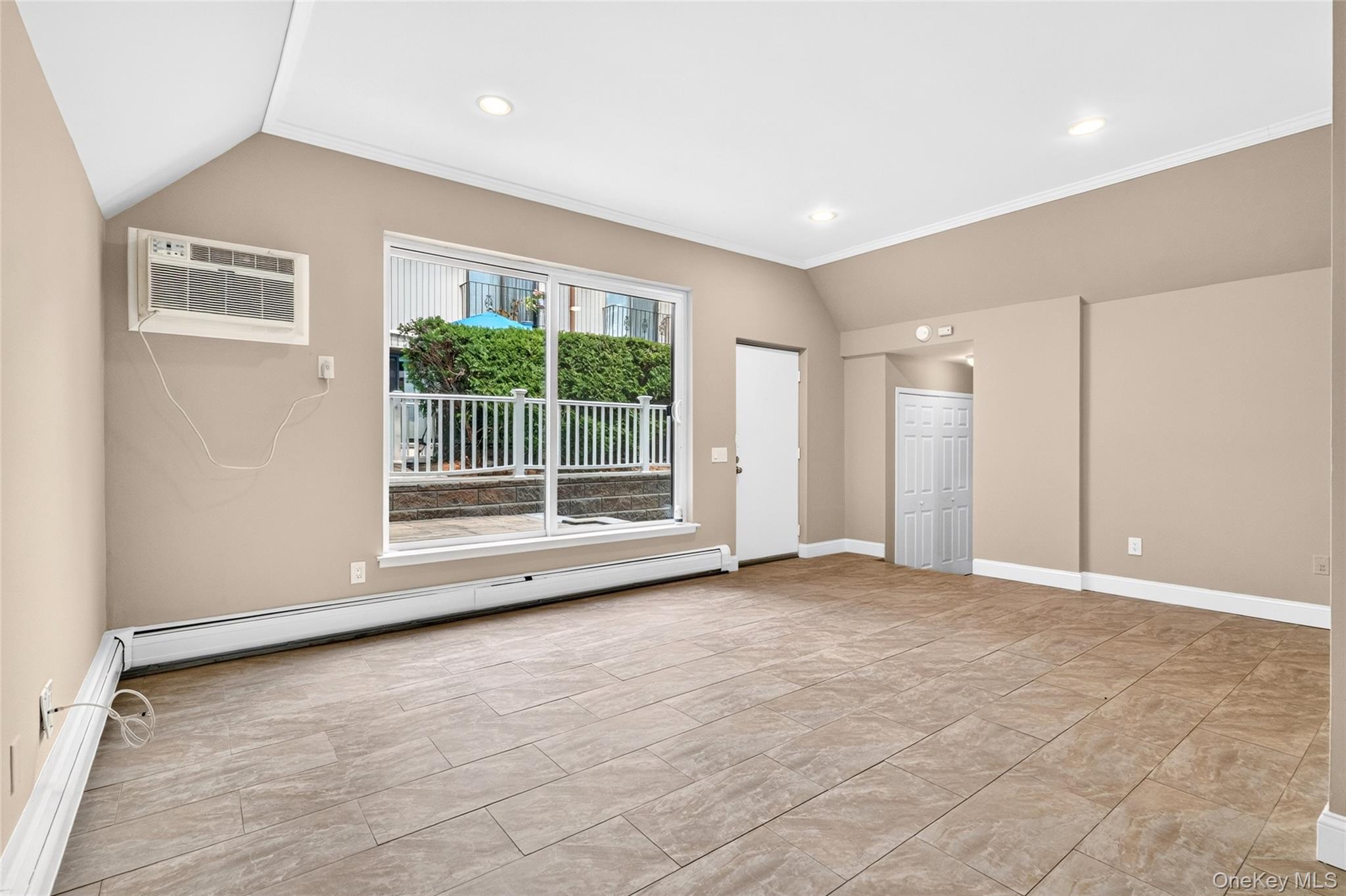 11 Jackson Avenue, Unit 81 photo 6