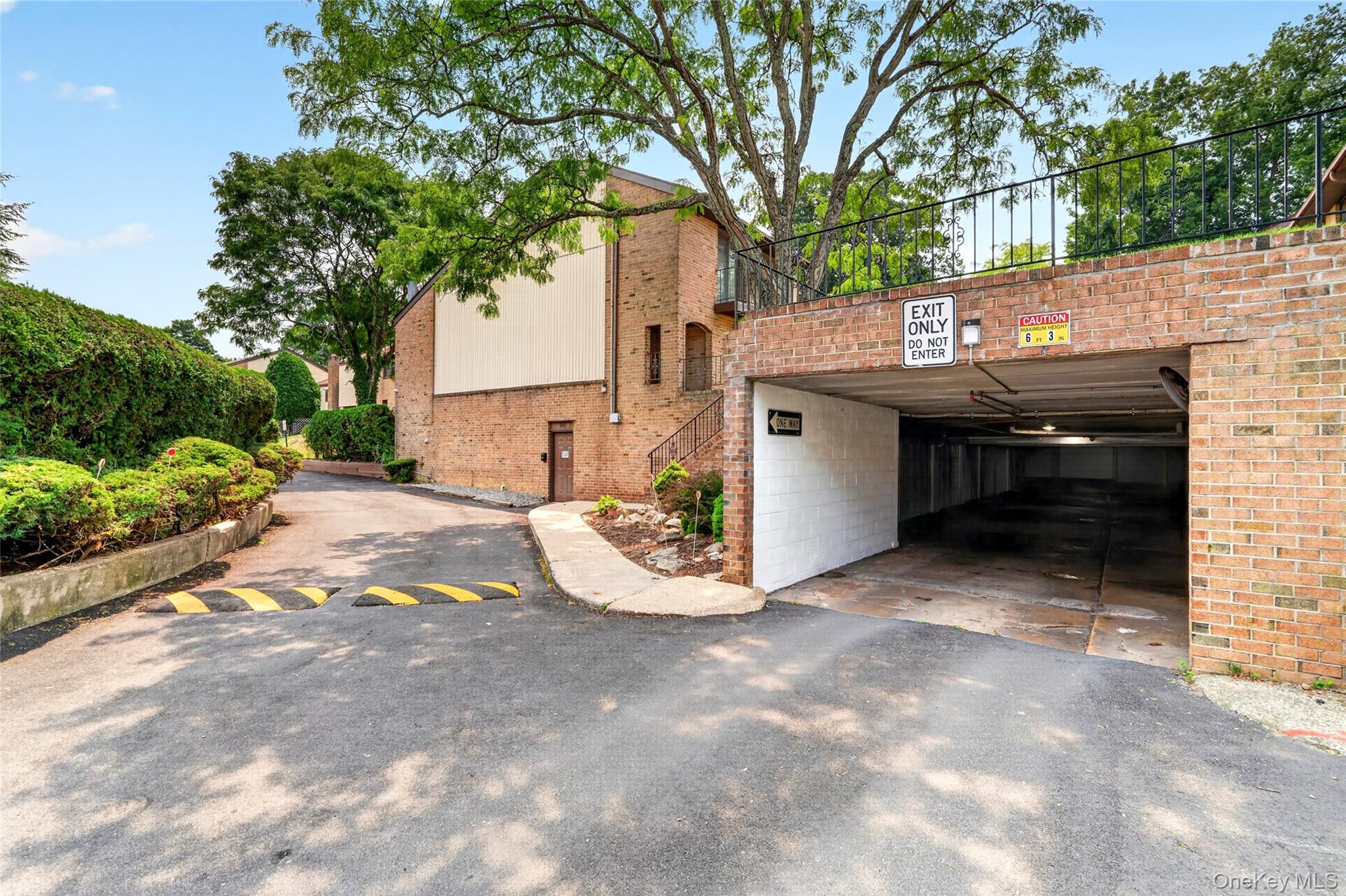 11 Jackson Avenue, Unit 81 photo 27
