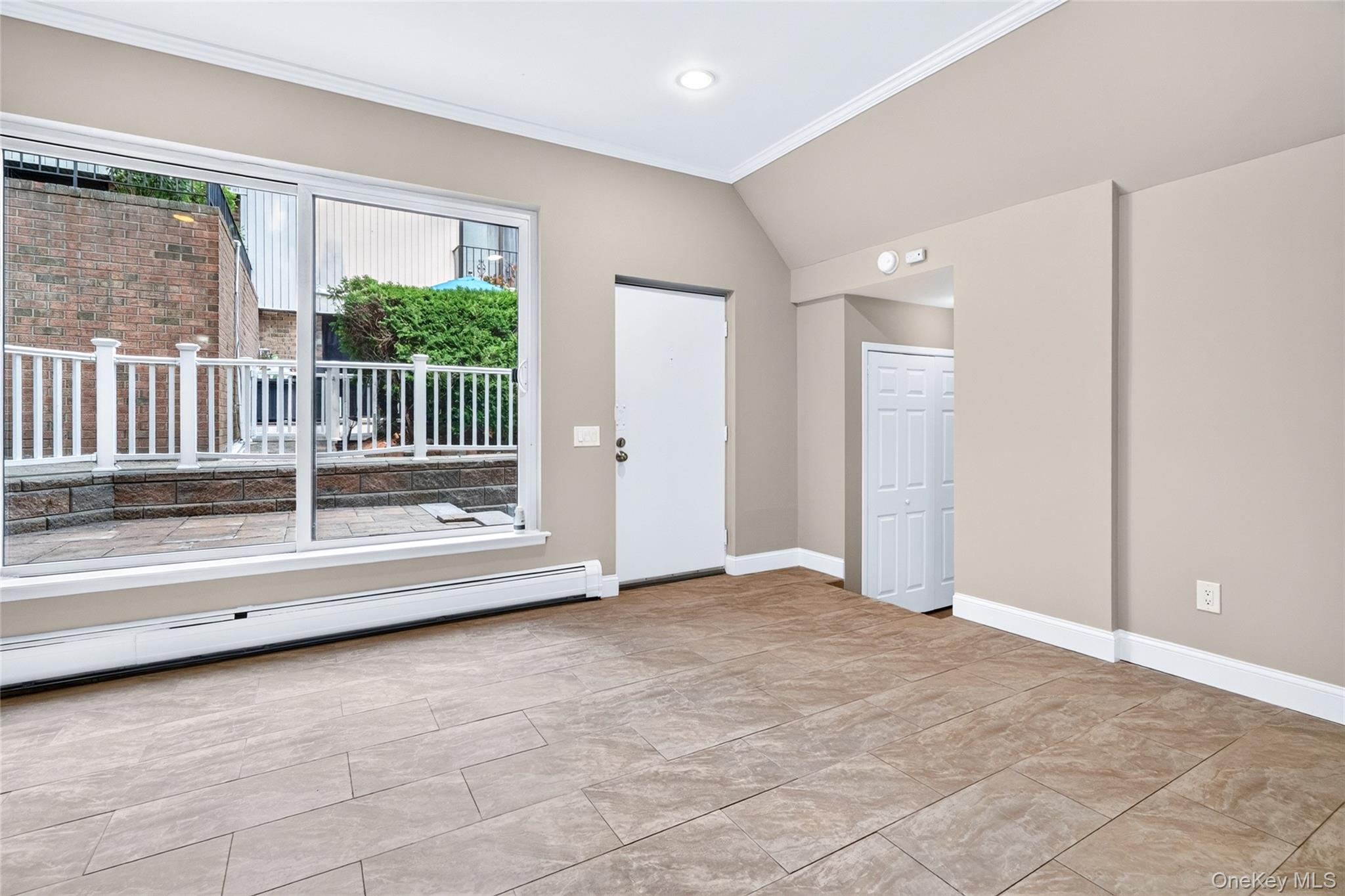 11 Jackson Avenue, Unit 81 photo 13