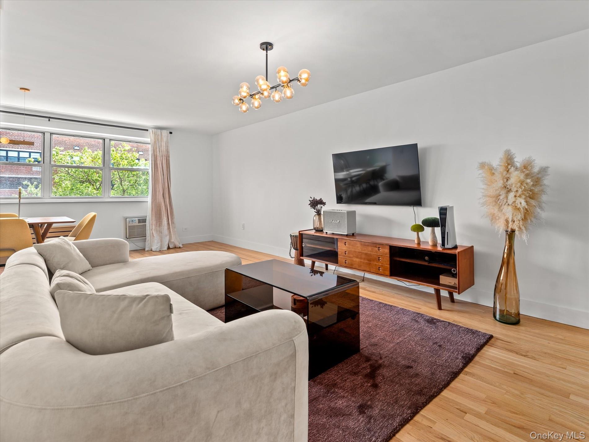 153-25 88th Street, Unit 5K photo 3