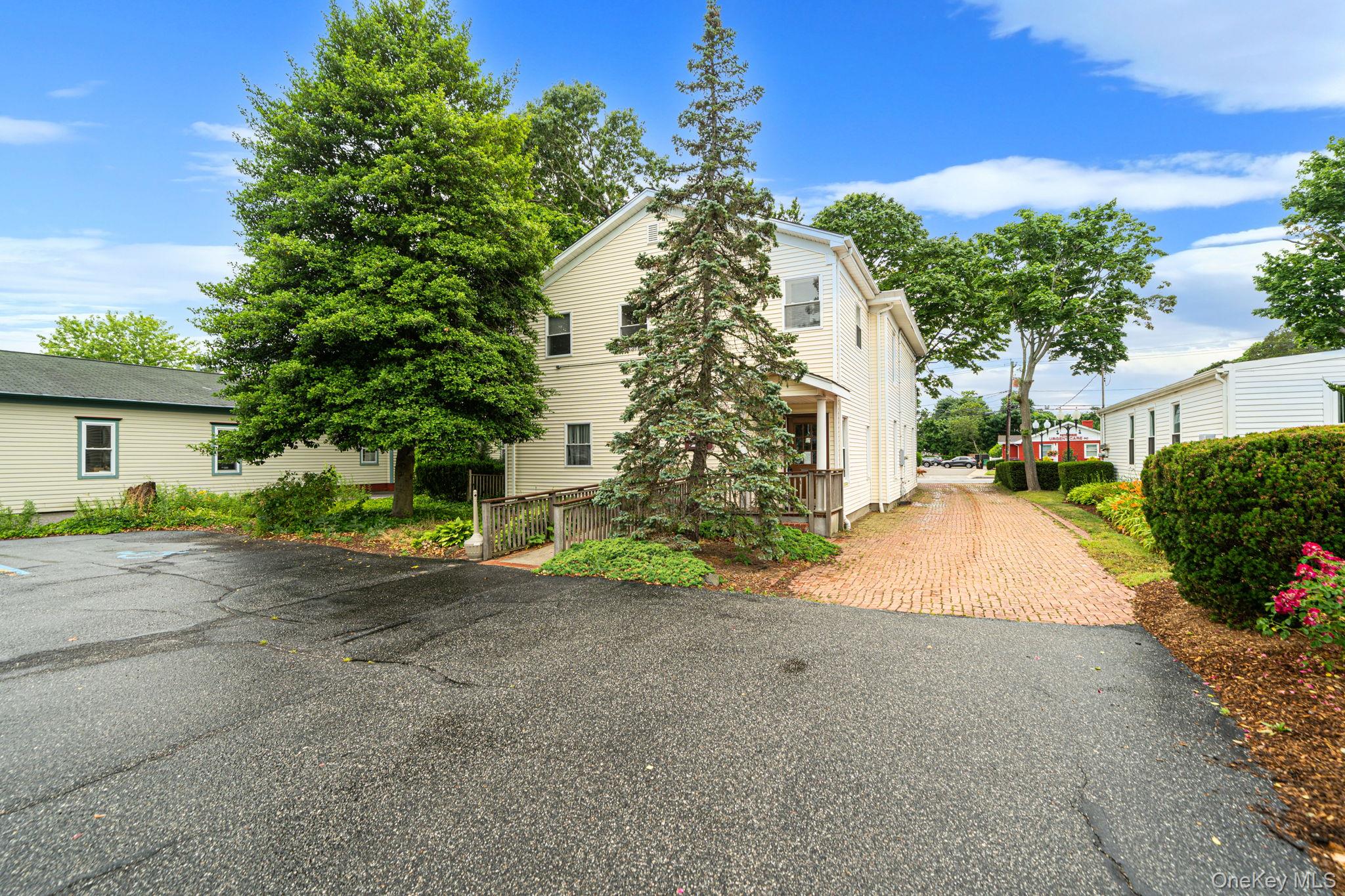 147 N Ocean Avenue – For Sale photo 4