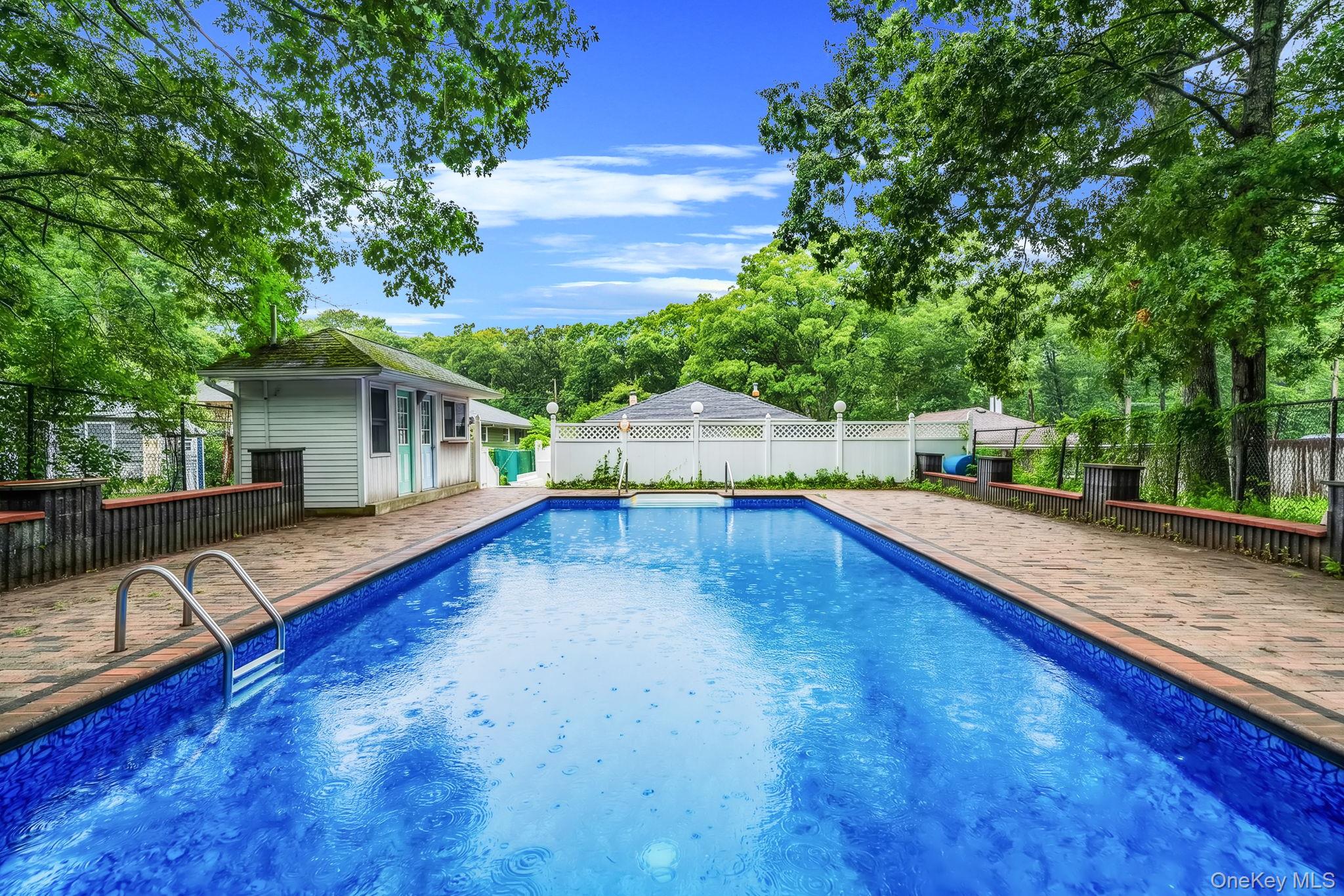 138 River Road – For Sale