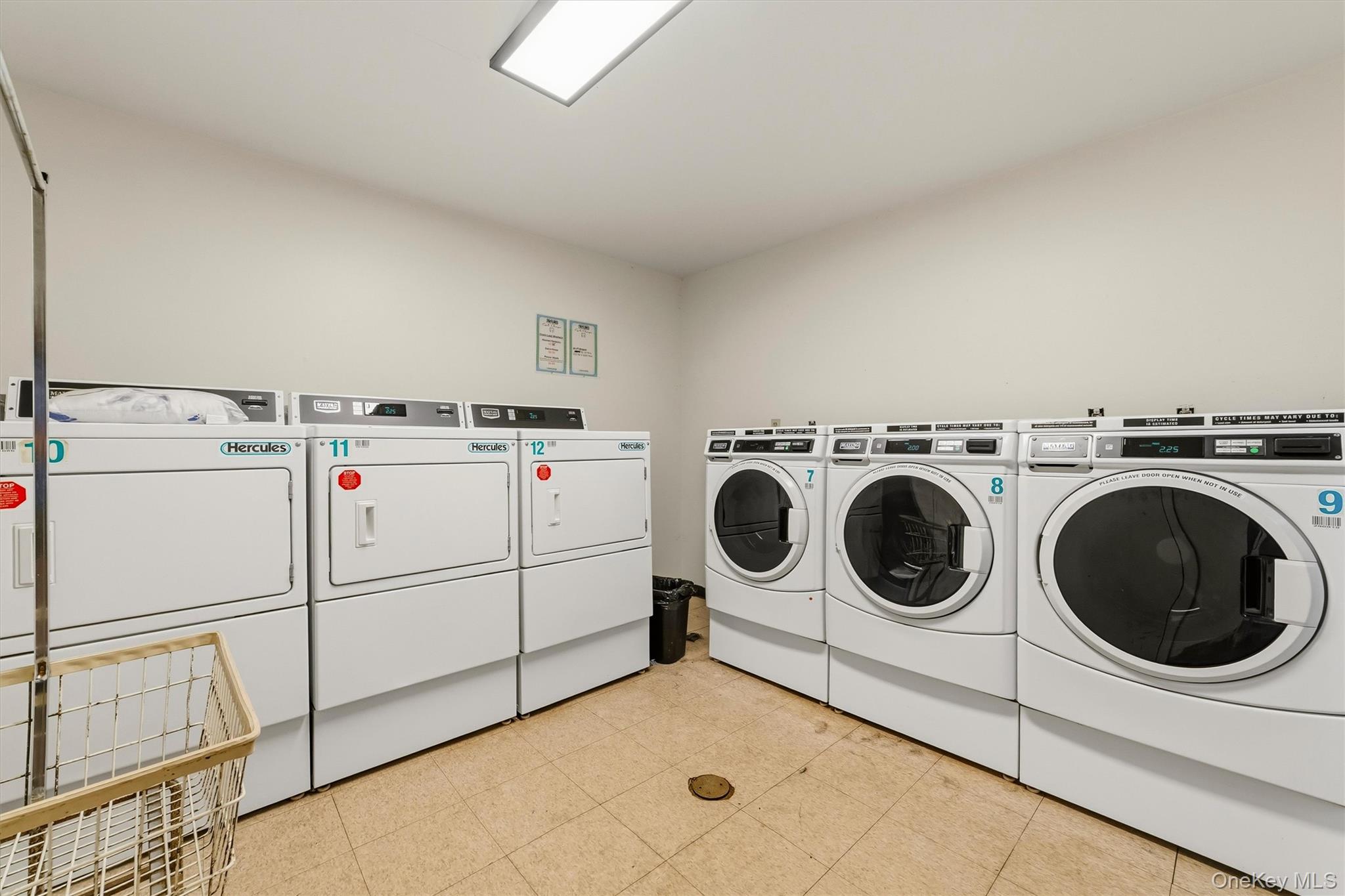 1 Beecher Lane, Unit C7 photo 16