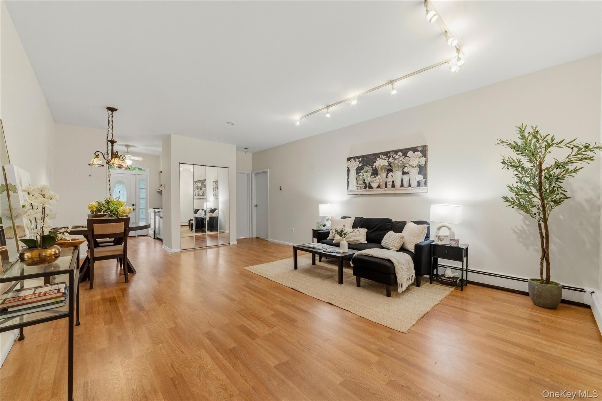 1 Beecher Lane, Unit C7 photo 4