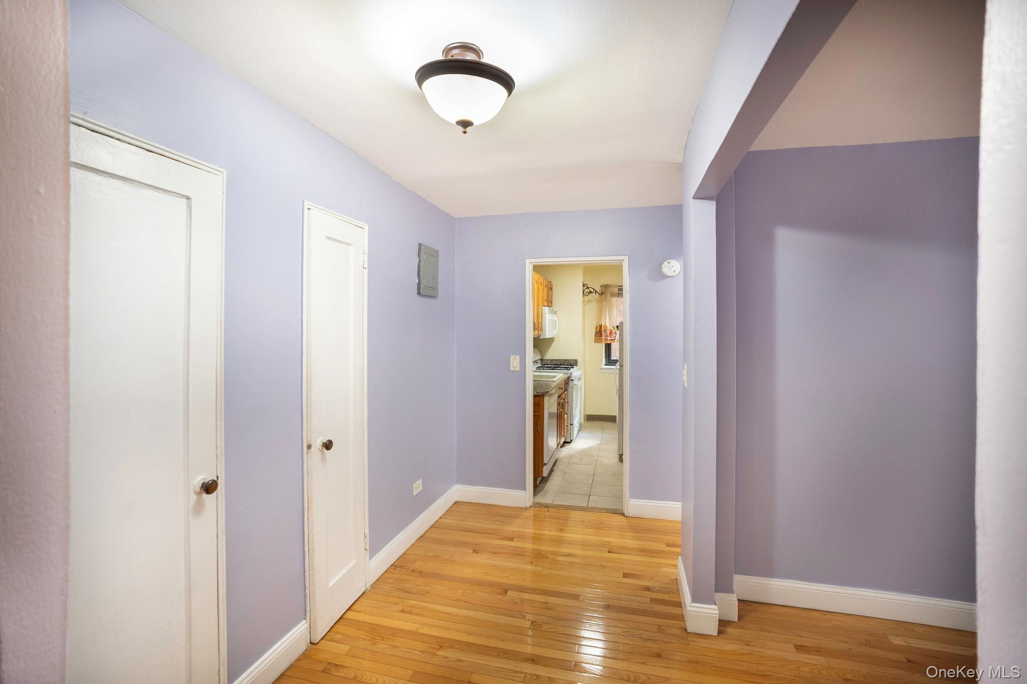 102-55 67 Road, Unit 2V photo 3