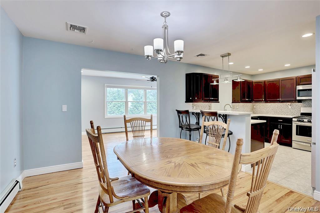 6 Hemlock Lane – For Rent photo 9