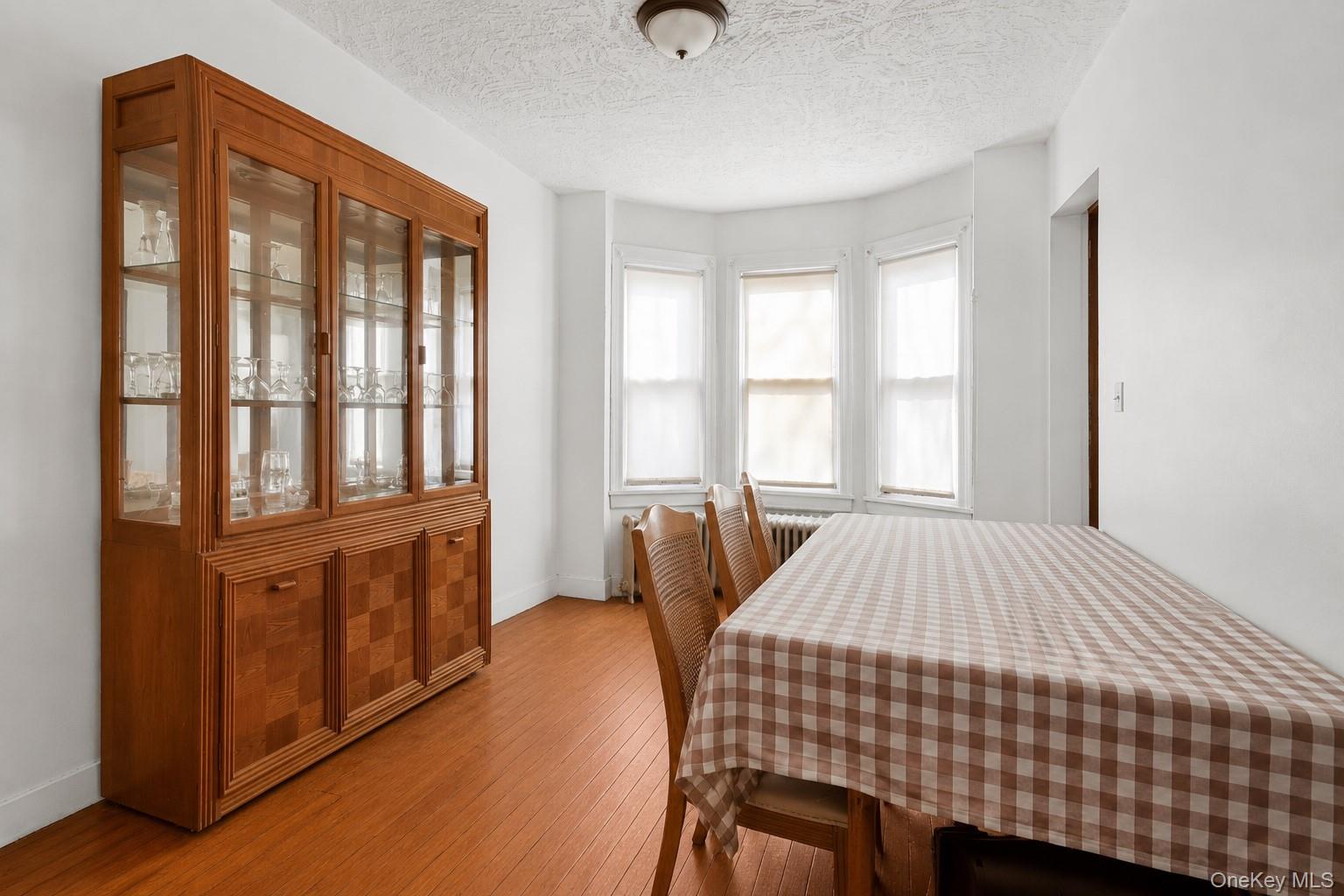 464 S 2nd Avenue – For Sale photo 3