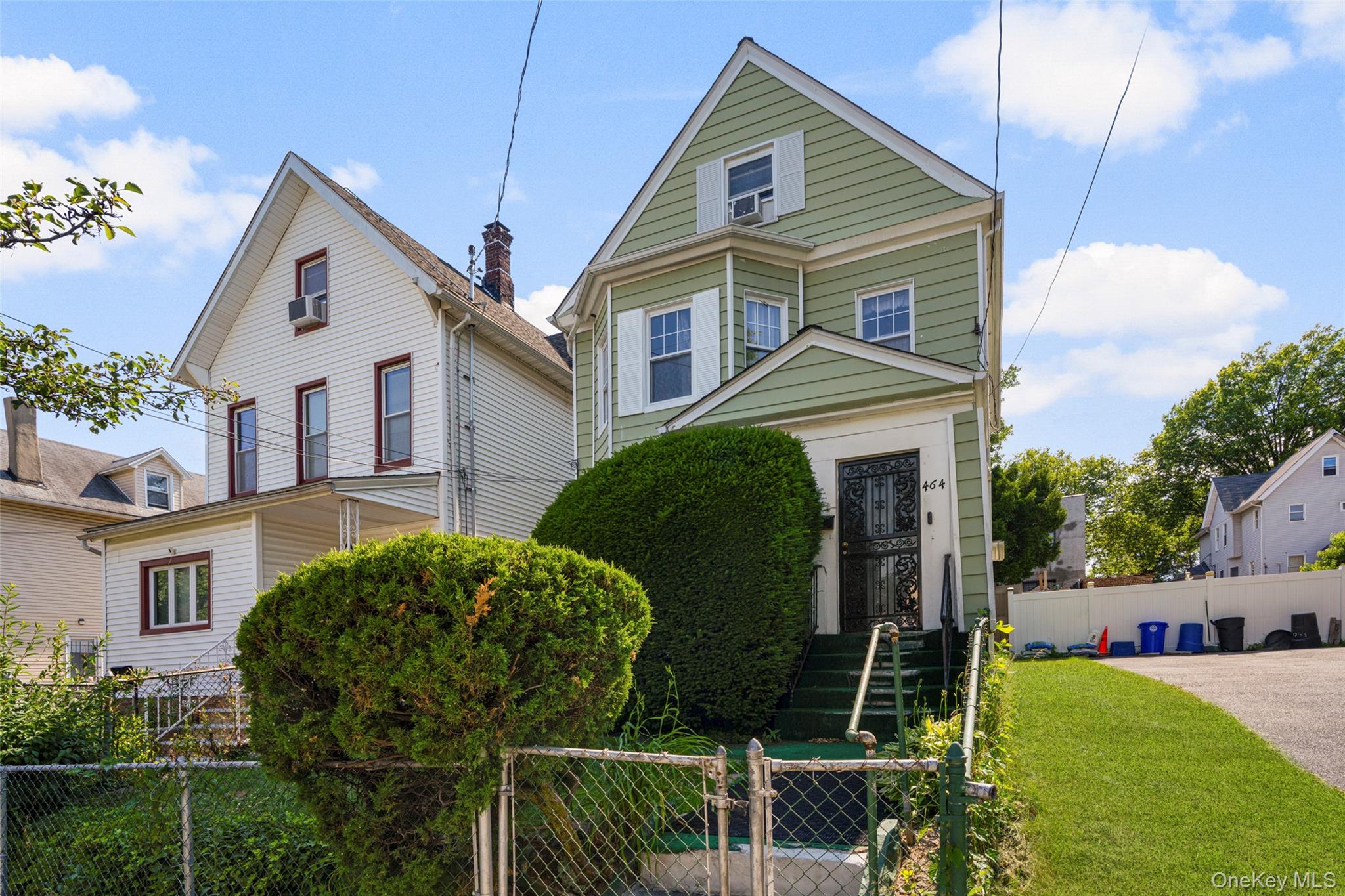 464 S 2nd Avenue – For Sale photo 2