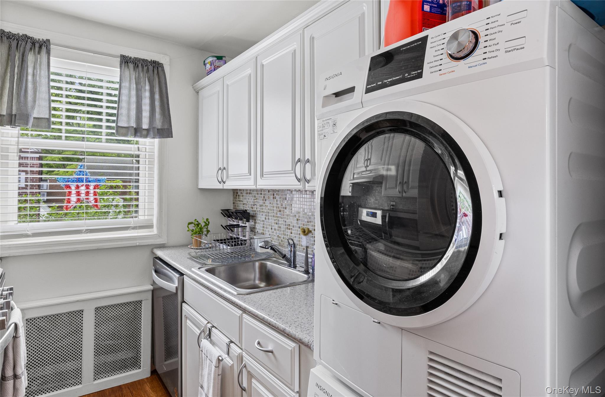 61-26 255th, Unit upper photo 11