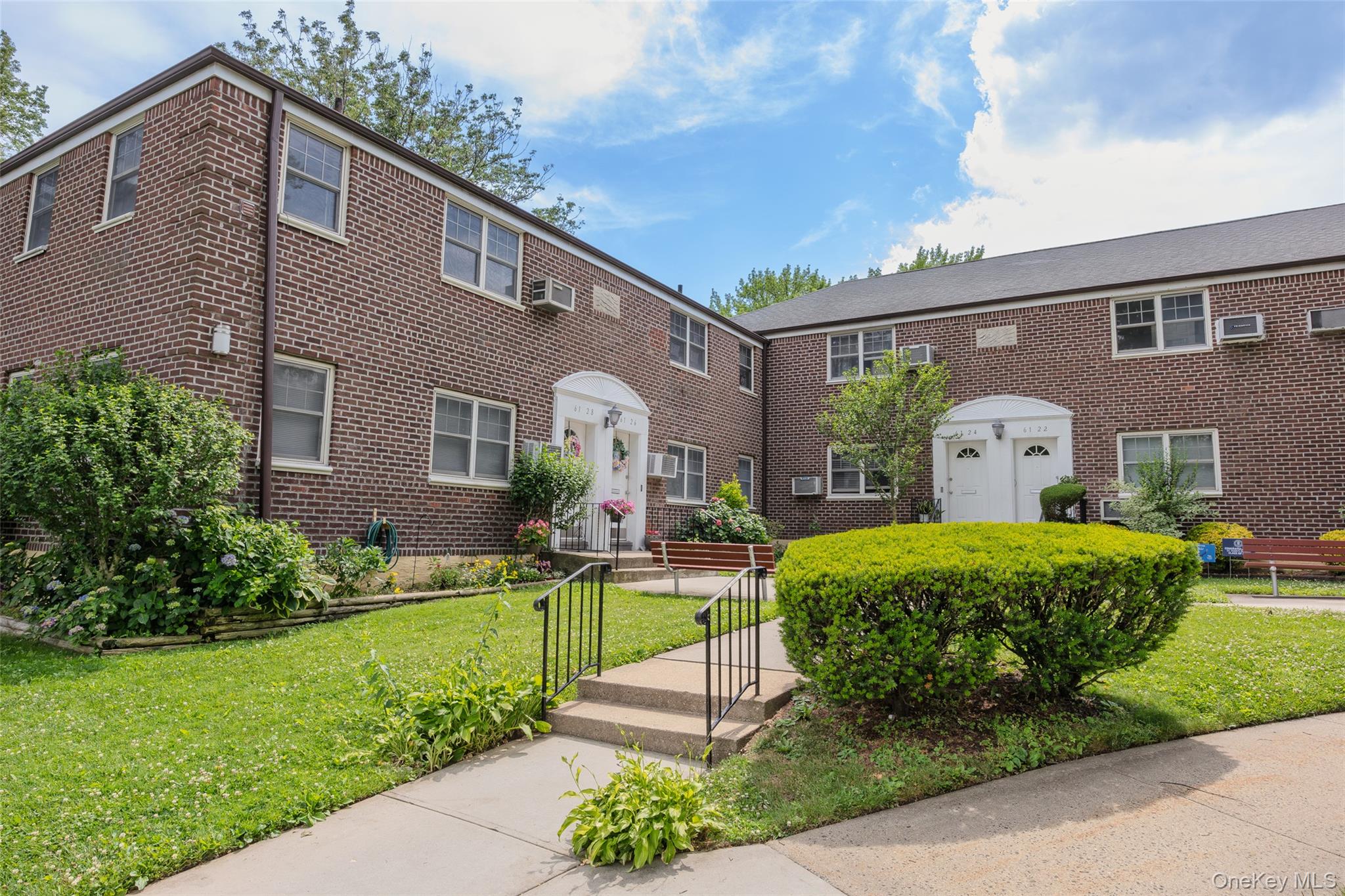 61-26 255th, Unit upper photo 2