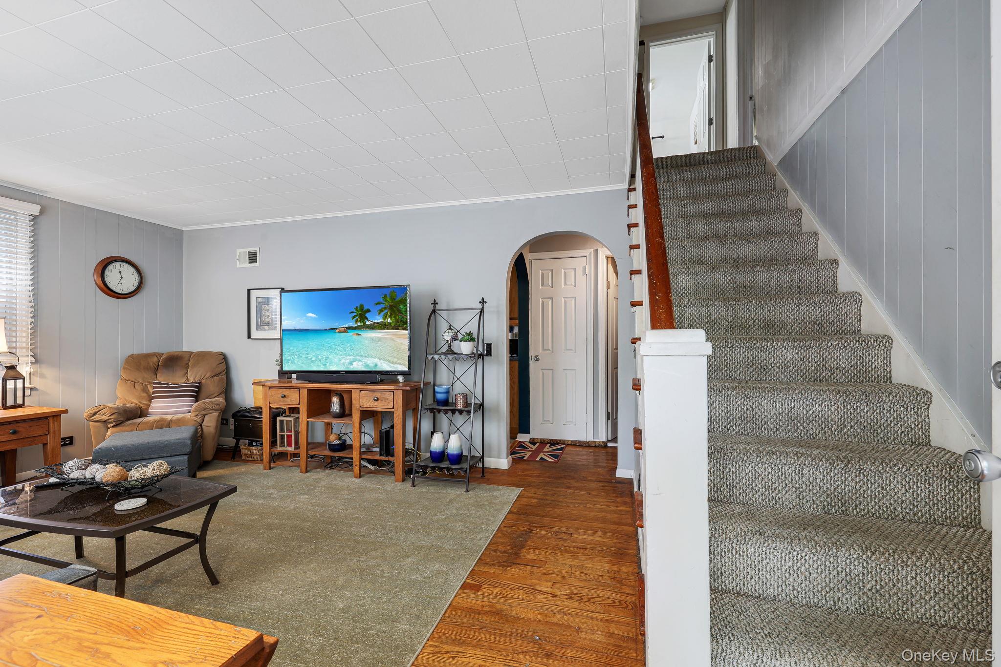 19 N Ohioville Road – For Sale photo 5