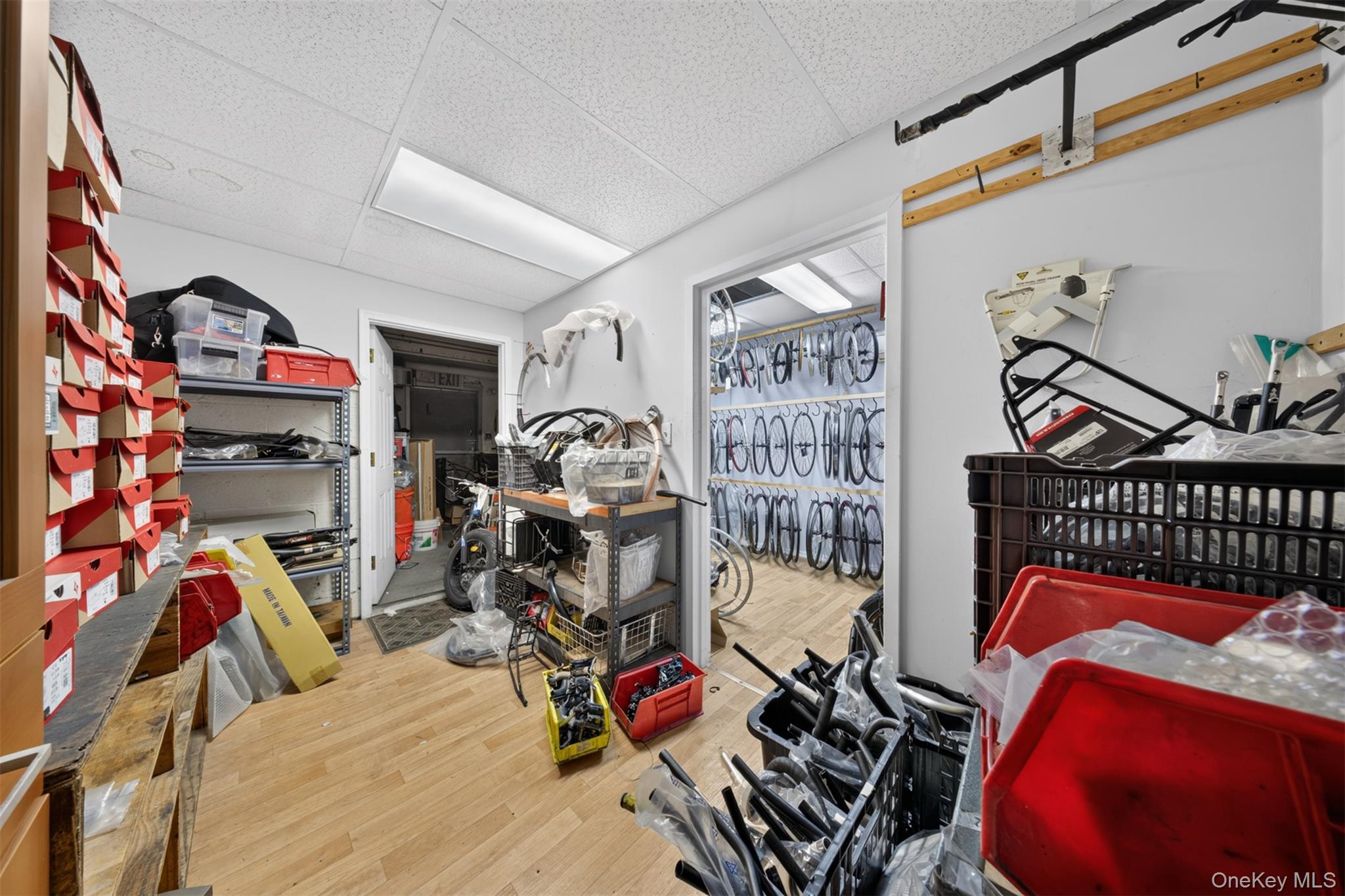 10230 Queens Boulevard, Unit Retails photo 12