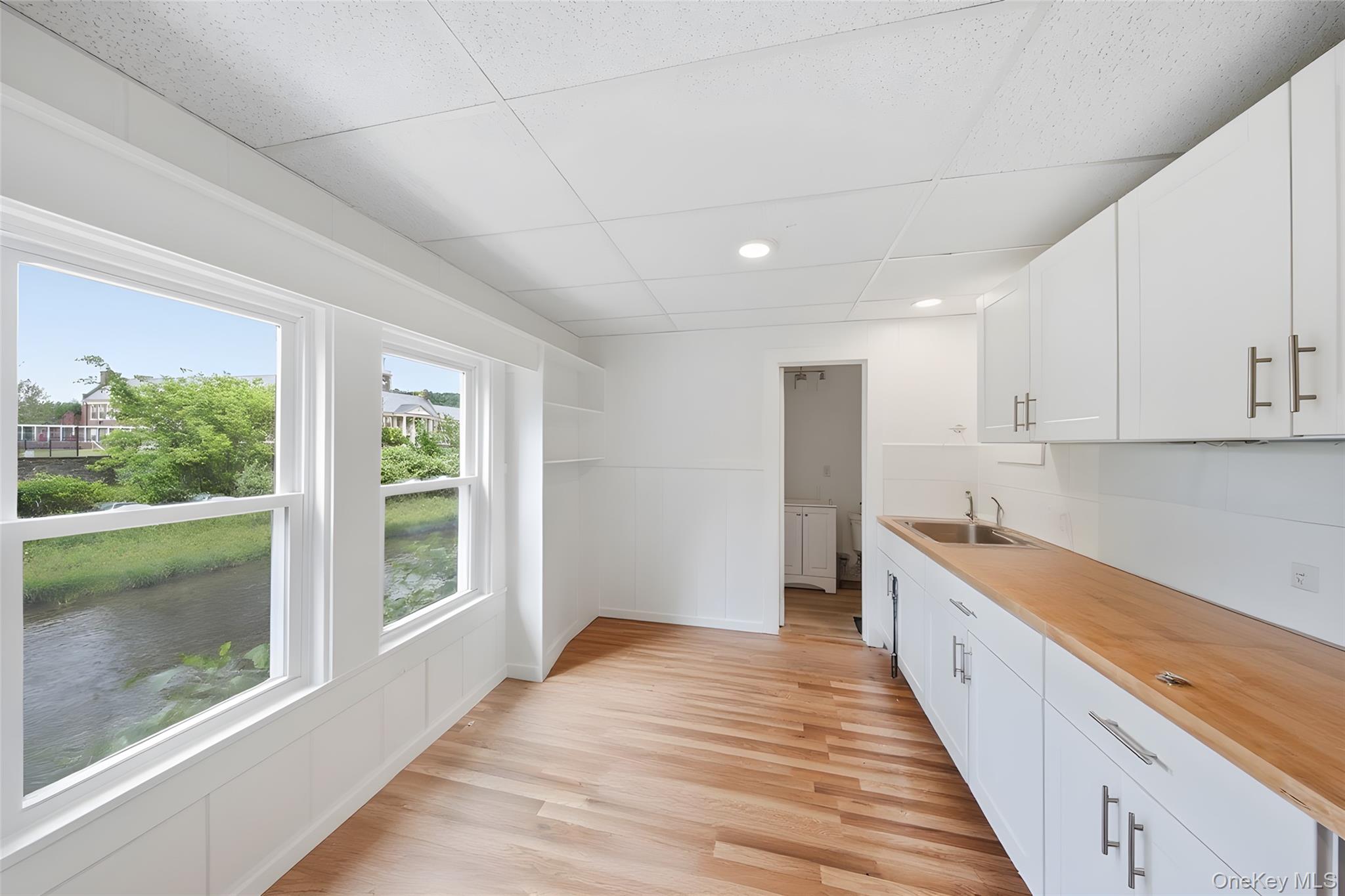 34 Main, Unit B photo 12