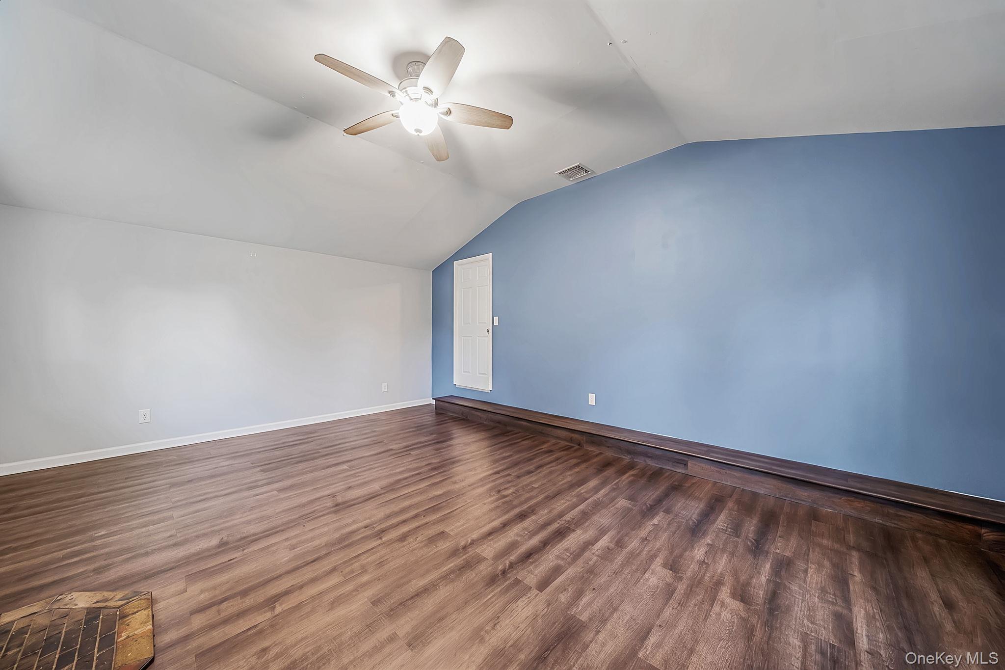 2 Amarr Drive – For Sale photo 14