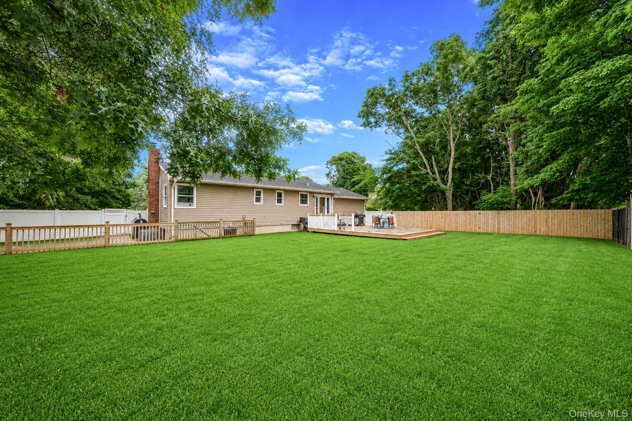 2 Amarr Drive – For Sale photo 20