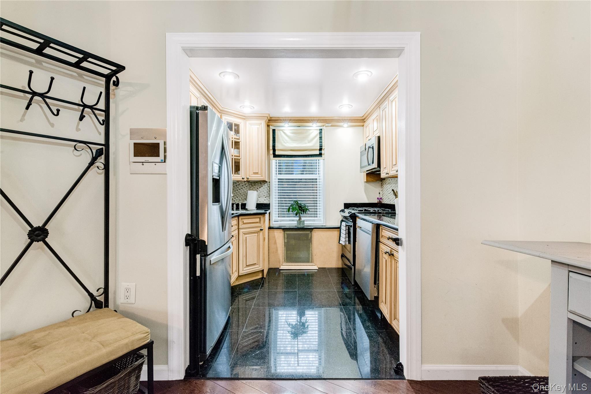 74-45 Yellowstone Boulevard, Unit 2/C photo 15