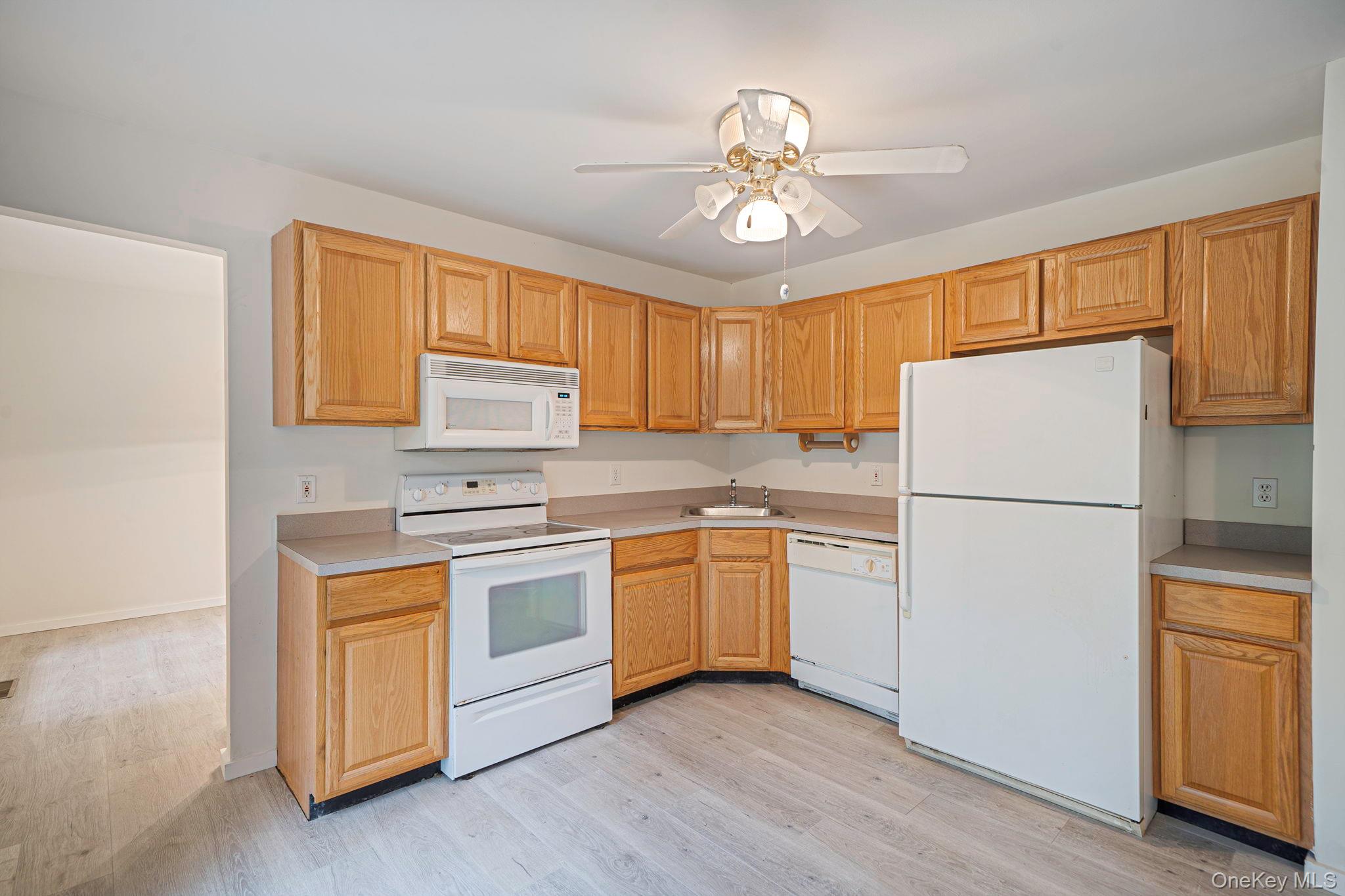2 Community Road – For Sale photo 6