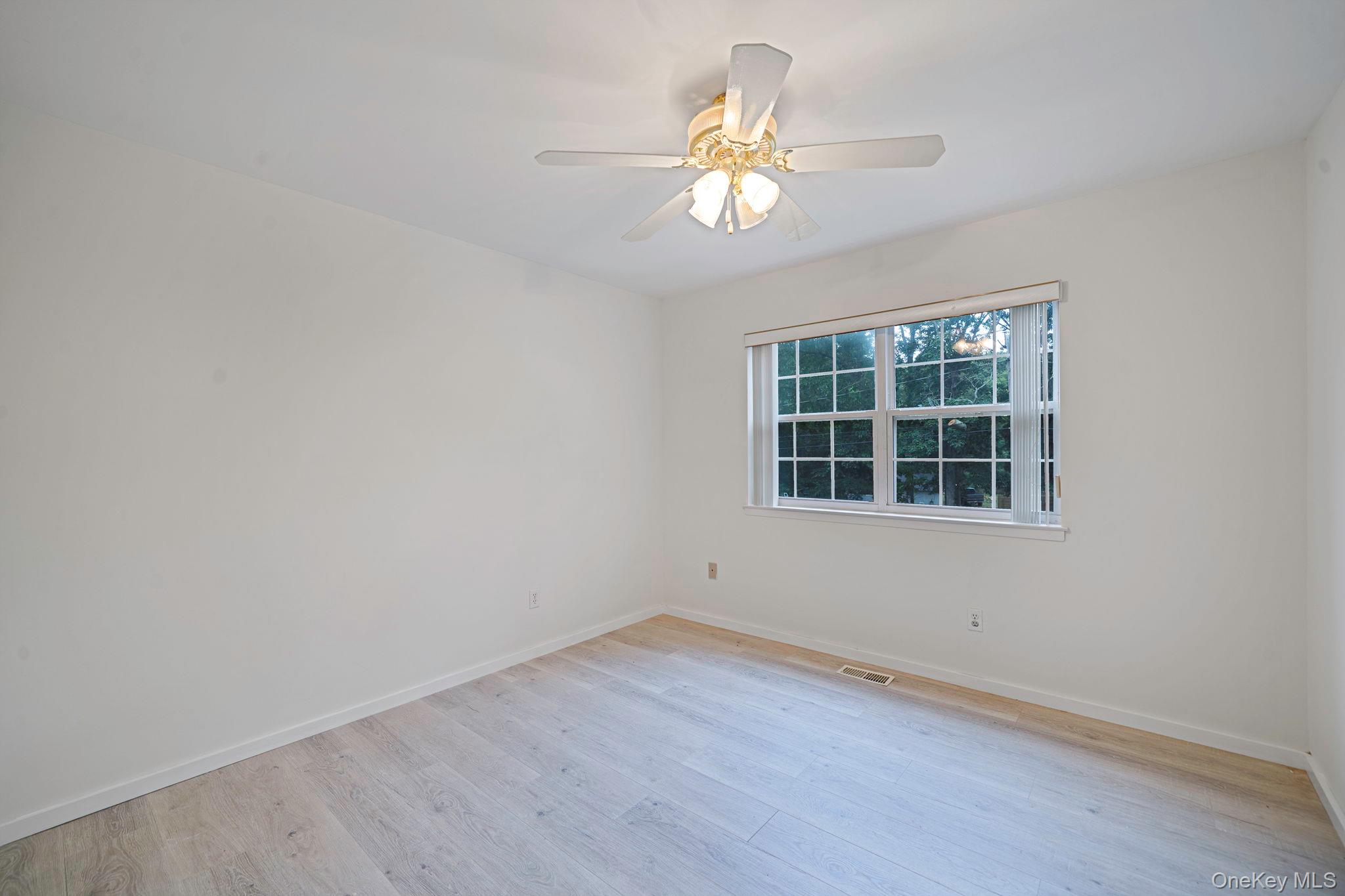2 Community Road – For Sale photo 14