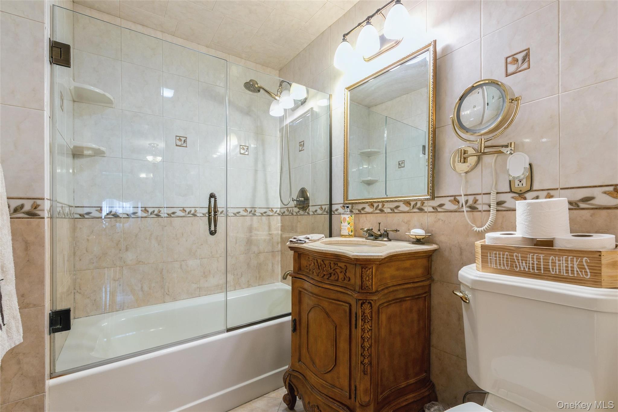 16 Devon Street – For Sale photo 23