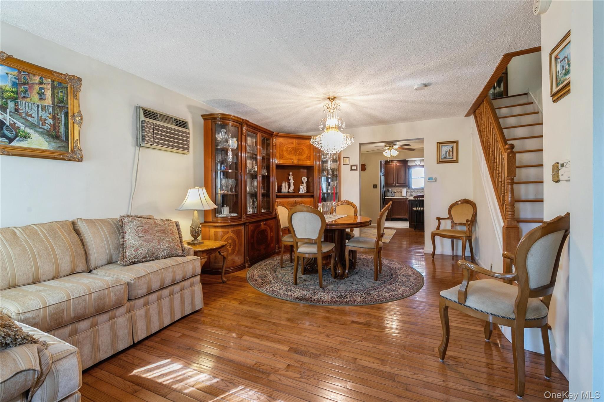 16 Devon Street – For Sale photo 4