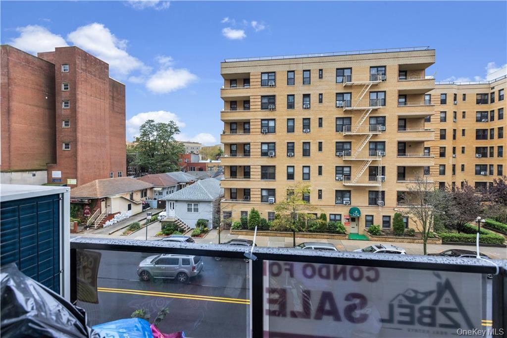 15 W End Avenue, Unit 3F photo 34