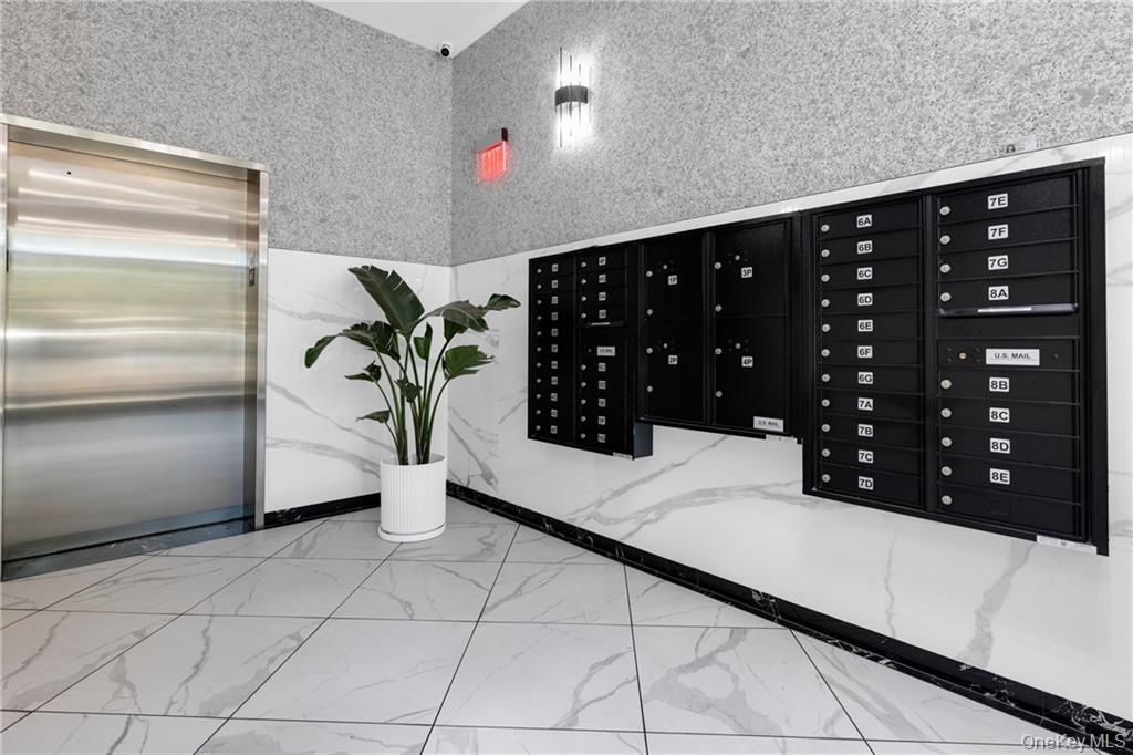 15 W End Avenue, Unit 3F photo 3