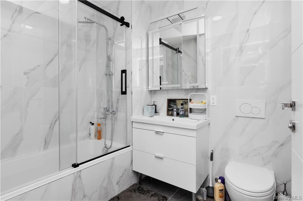 15 W End Avenue, Unit 3F photo 22