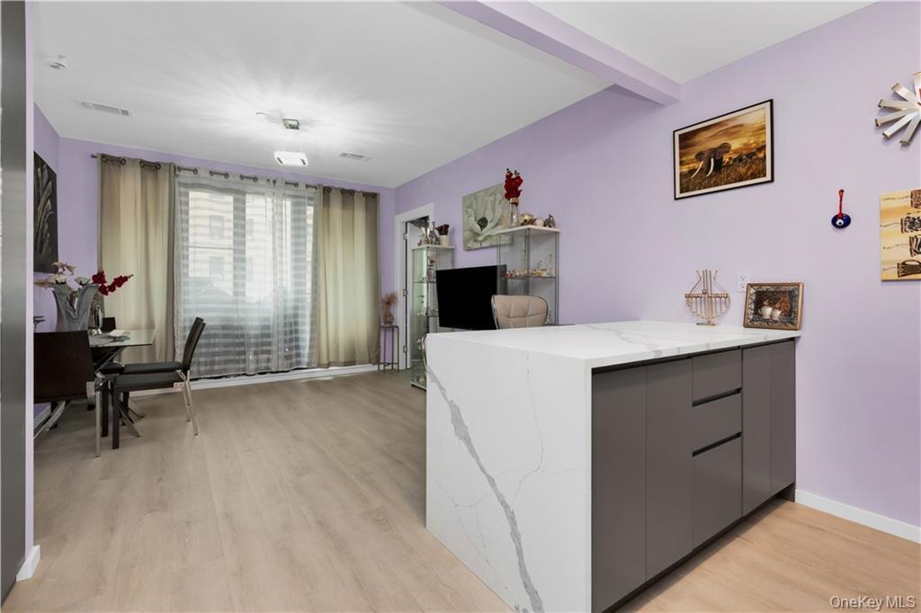 15 W End Avenue, Unit 3F photo 13