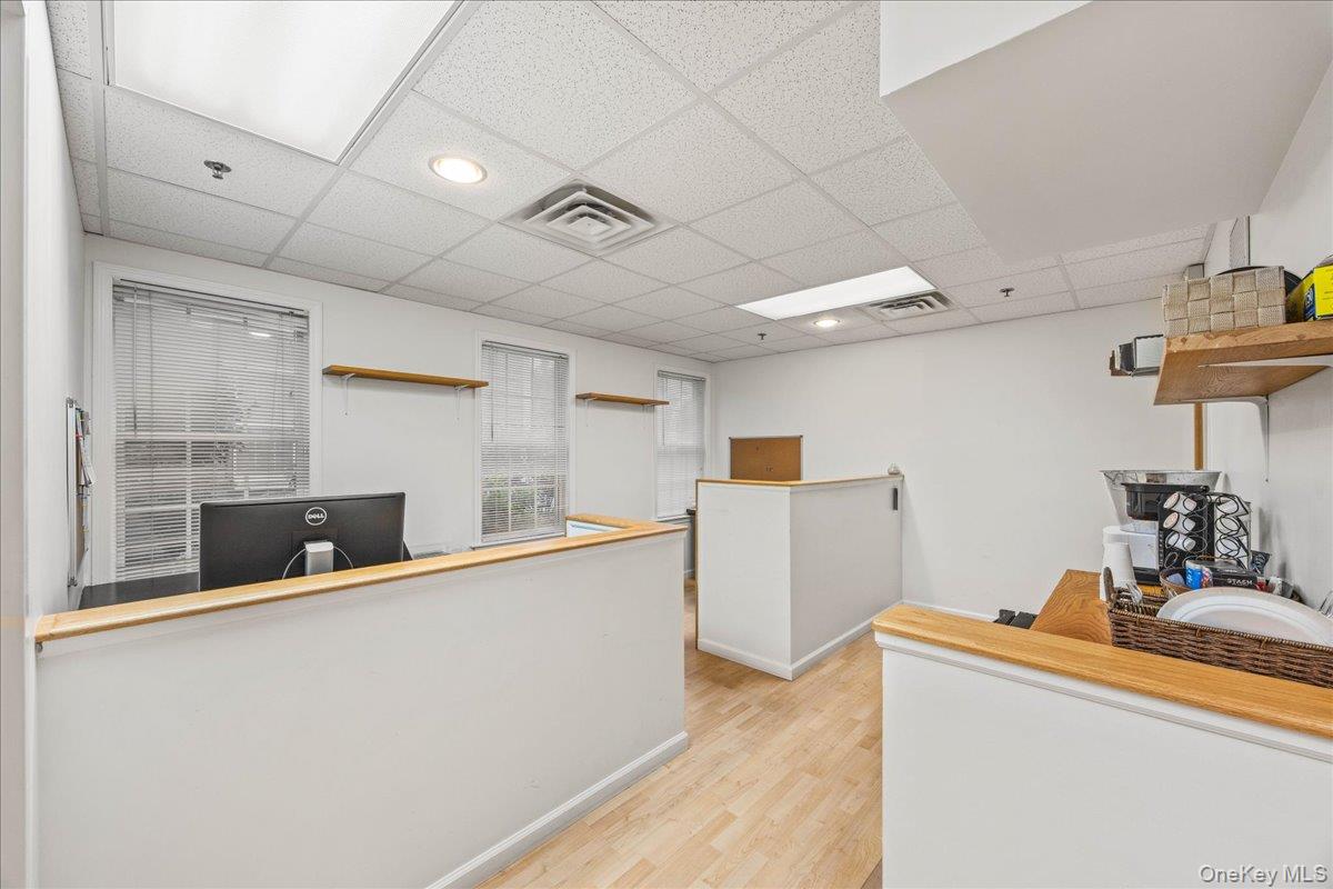 334 Underhill Avenue, Unit Building 4 photo 3