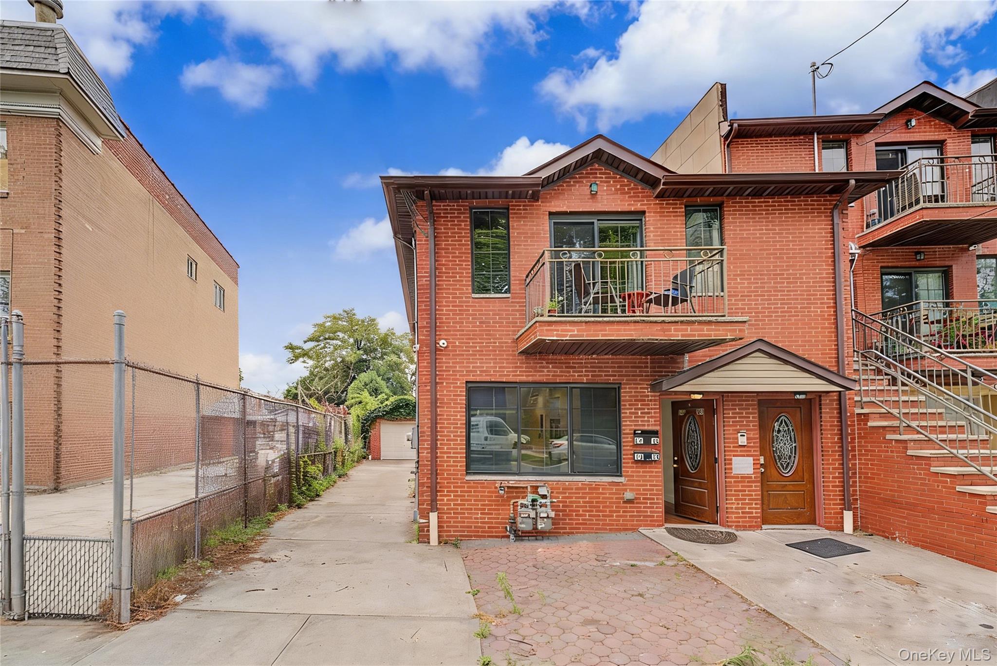 12-10 27th Avenue – For Sale