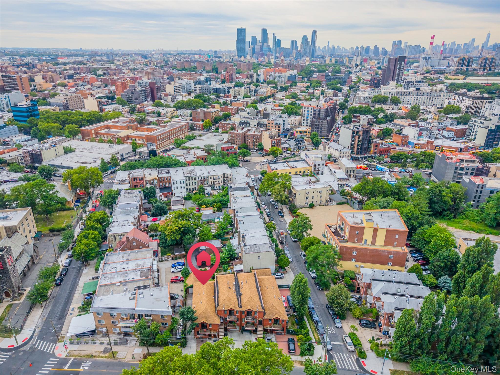 12-10 27th Avenue – For Sale photo 9