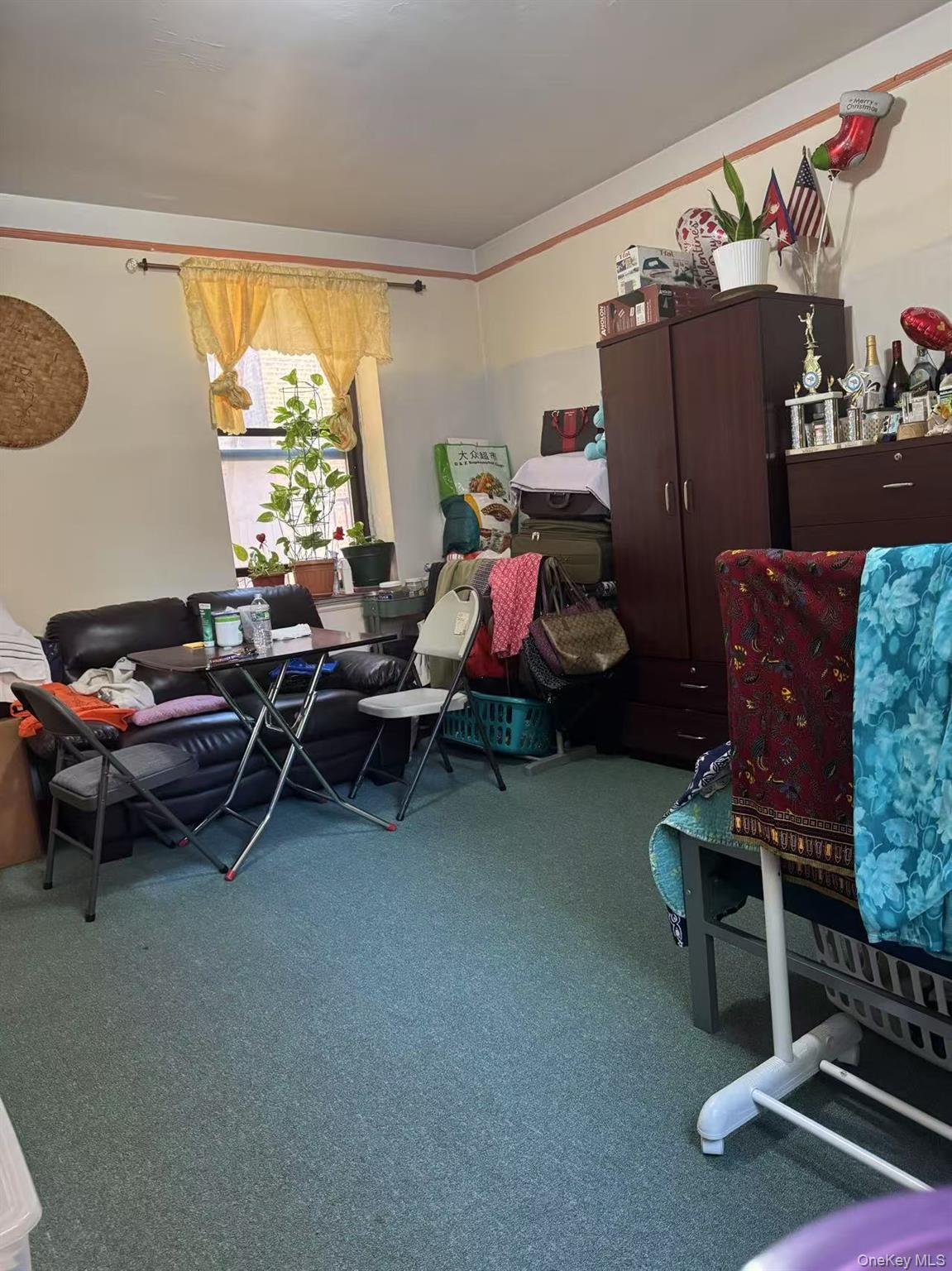 83-06 Vietor Avenue, Unit 3B photo 4