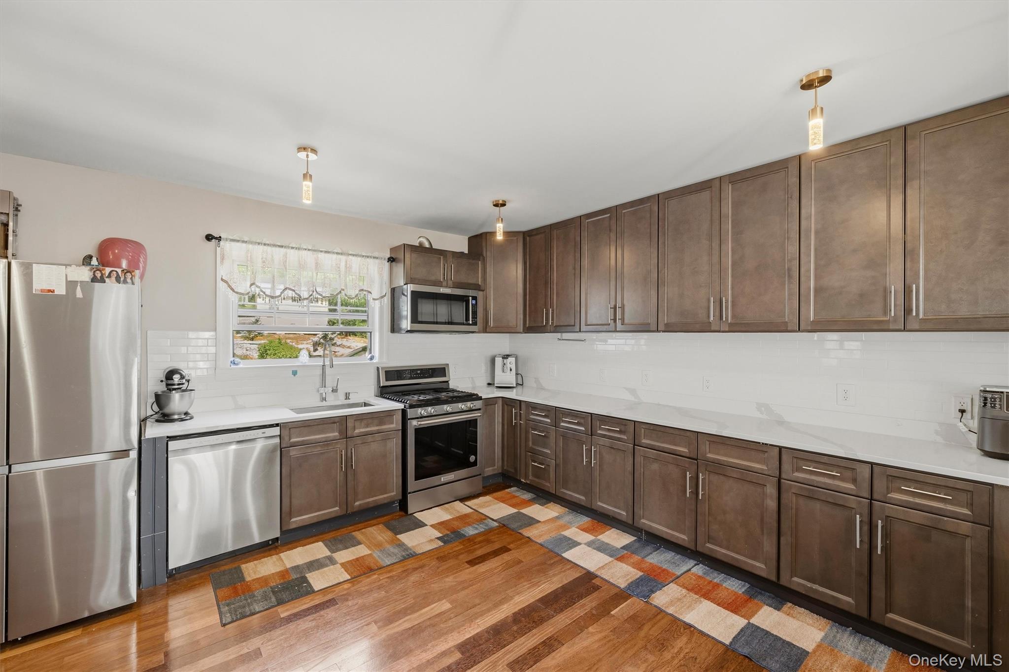 556 Lakes Road – For Sale photo 15
