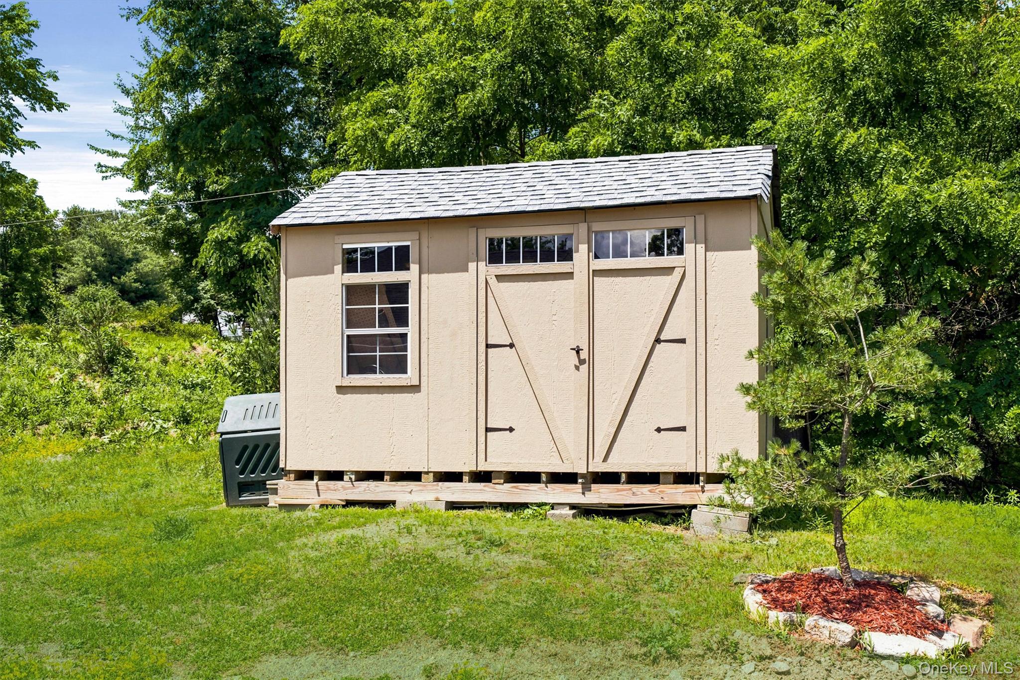 556 Lakes Road – For Sale photo 34