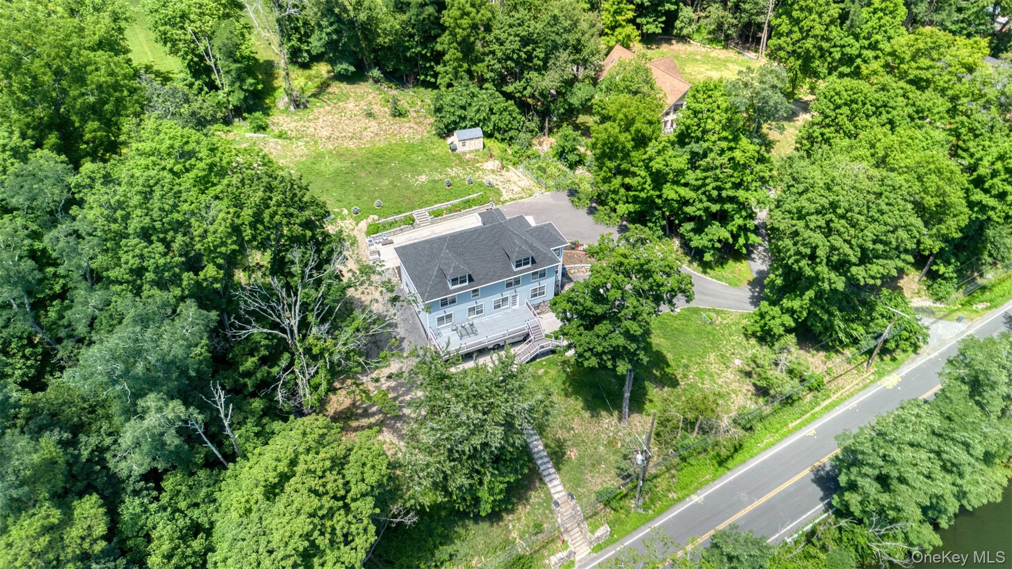 556 Lakes Road – For Sale photo 7
