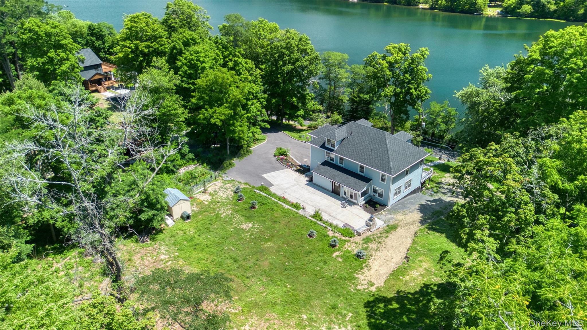 556 Lakes Road – For Sale photo 12