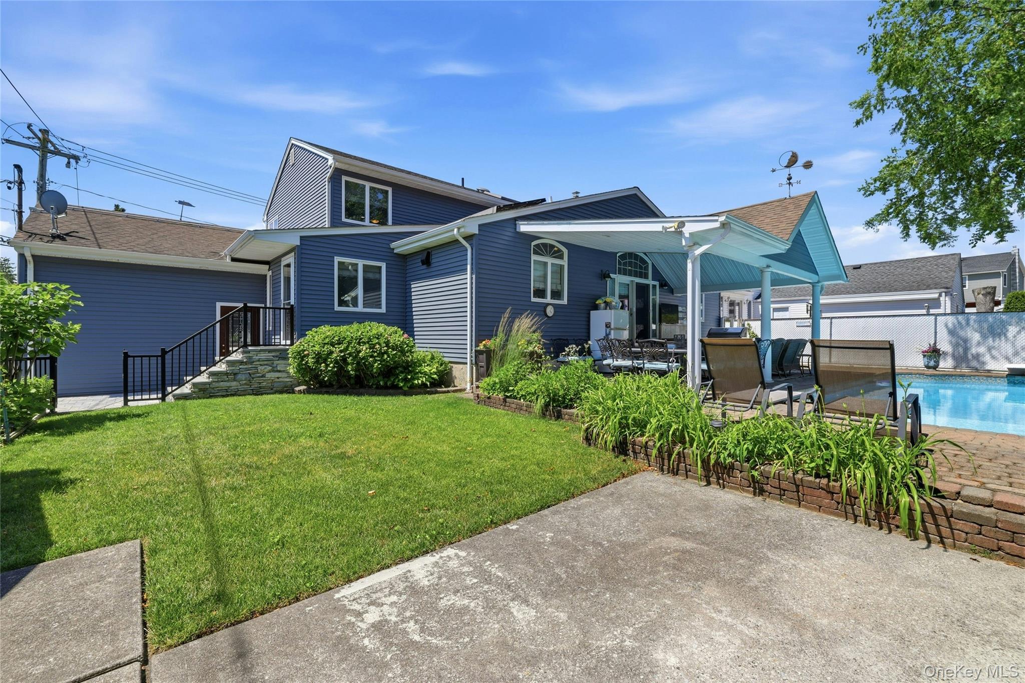 852 Jackson Avenue – For Sale photo 30