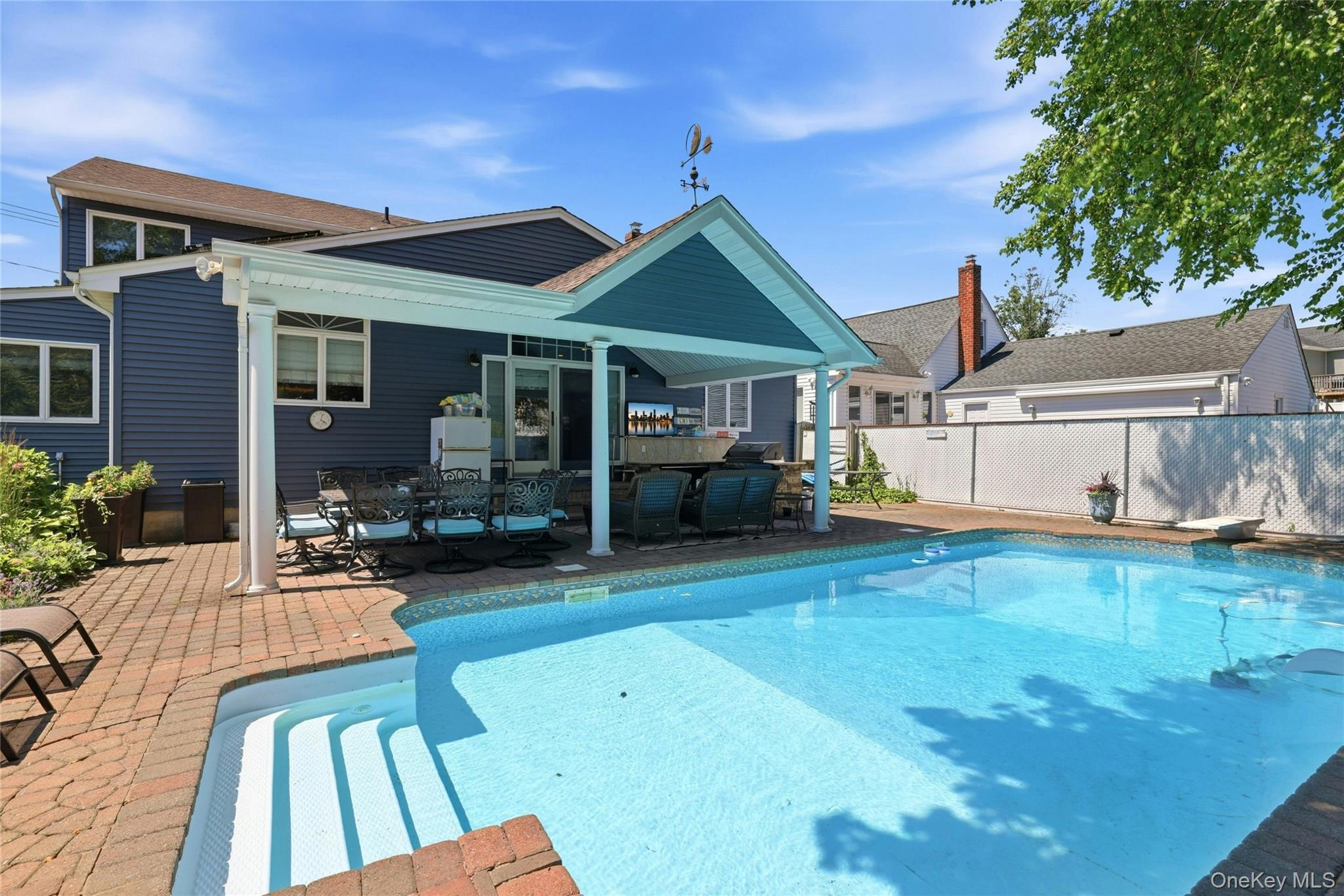 852 Jackson Avenue – For Sale photo 27
