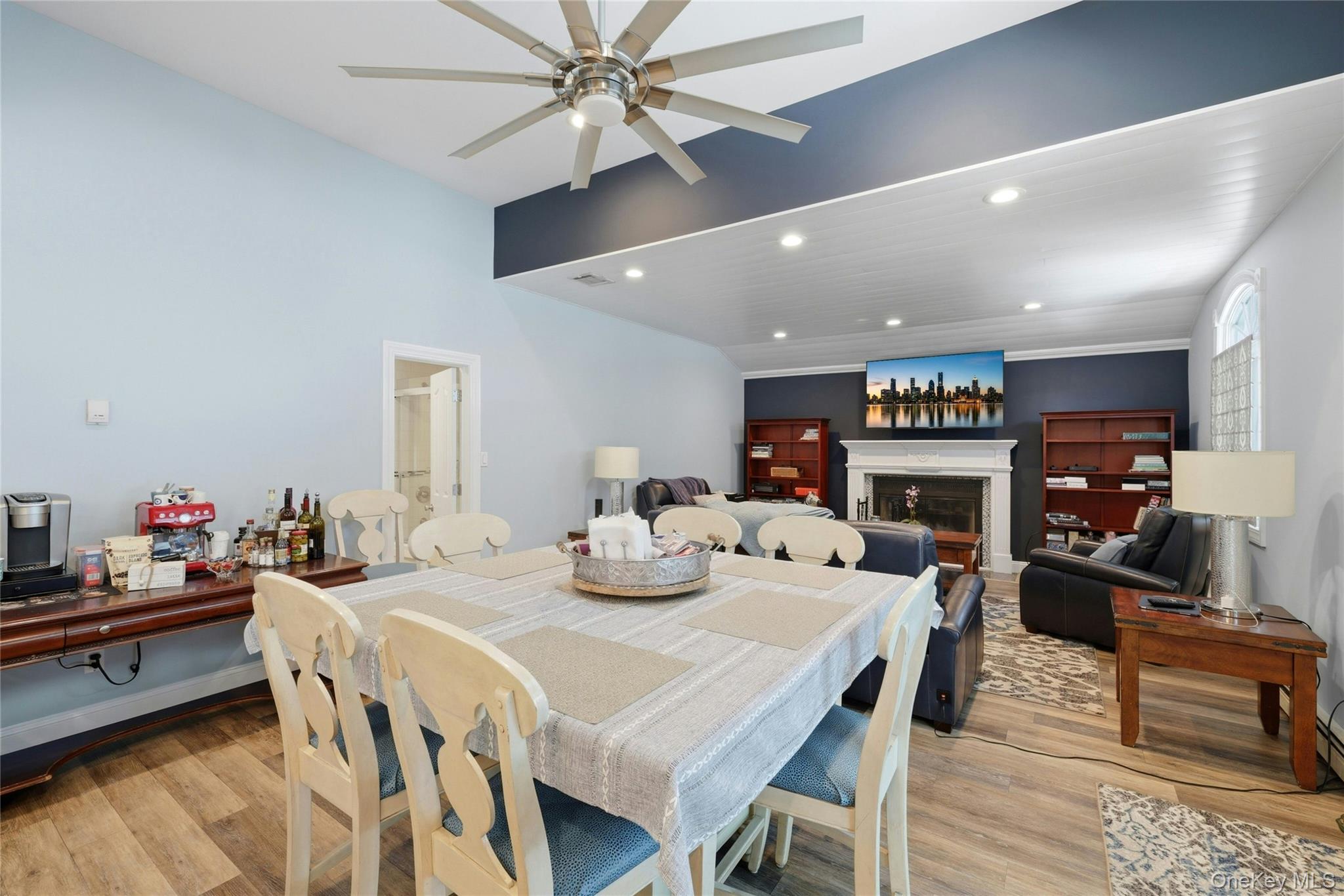 852 Jackson Avenue – For Sale photo 10